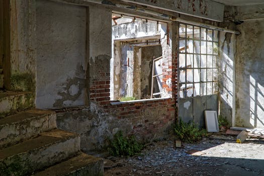 This is derelict. Even then, there’s still potential for it to rise from the flames like a phoenix. Image source - pexels.com