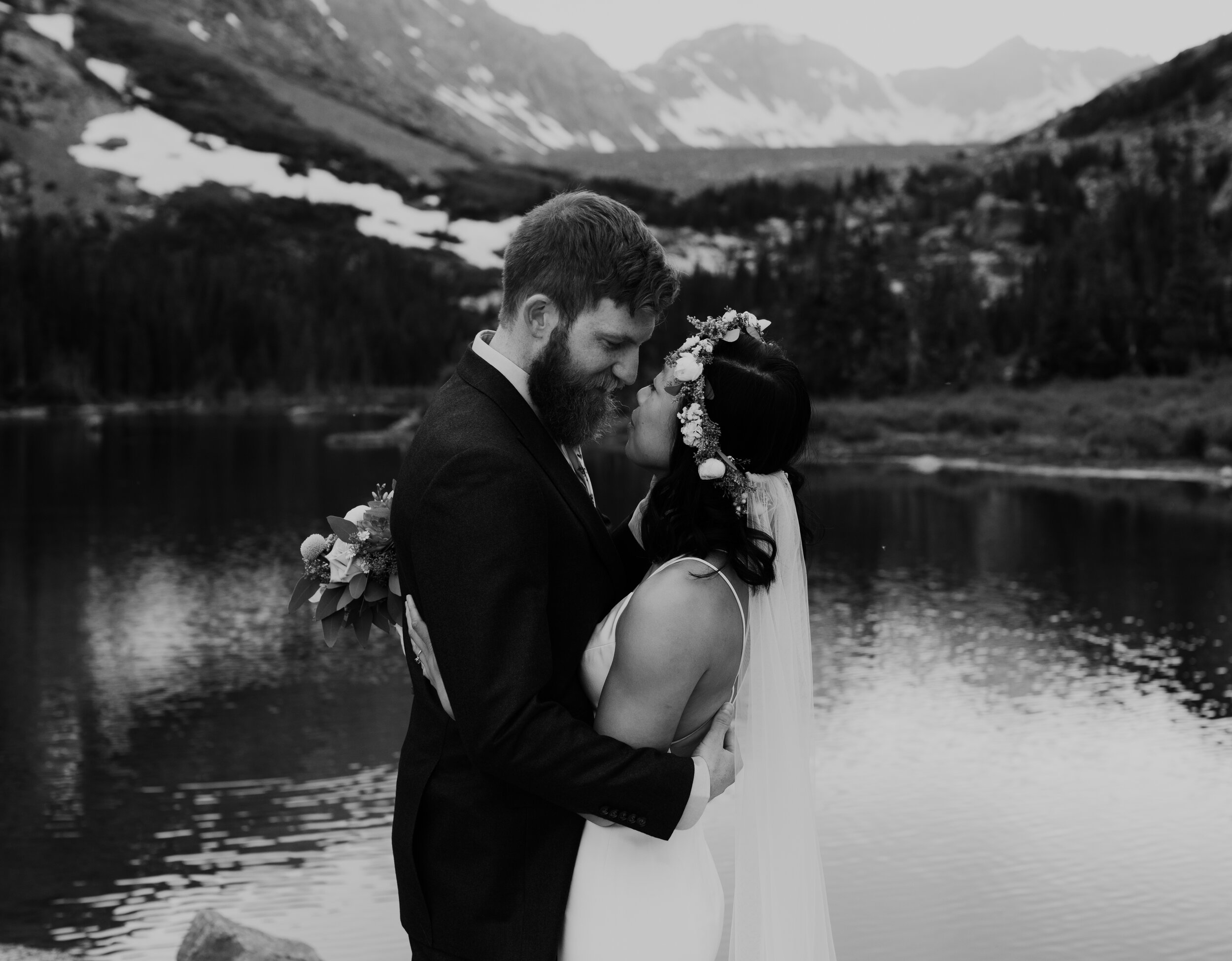 JessAdamElopement+FirstLookCouplesPortraits-113.jpg