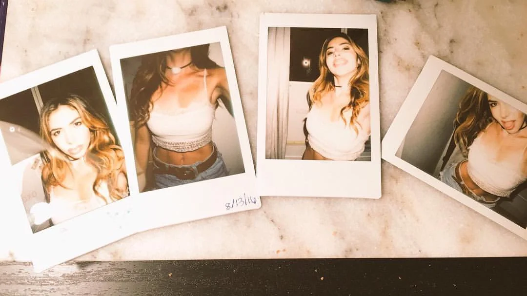 Polaroids! So addicting I already need to pick up more film from Urban Outfitters, and apparently need to invest in a camera case since I'm a 5 year old that gets chocolate on everythingggg.