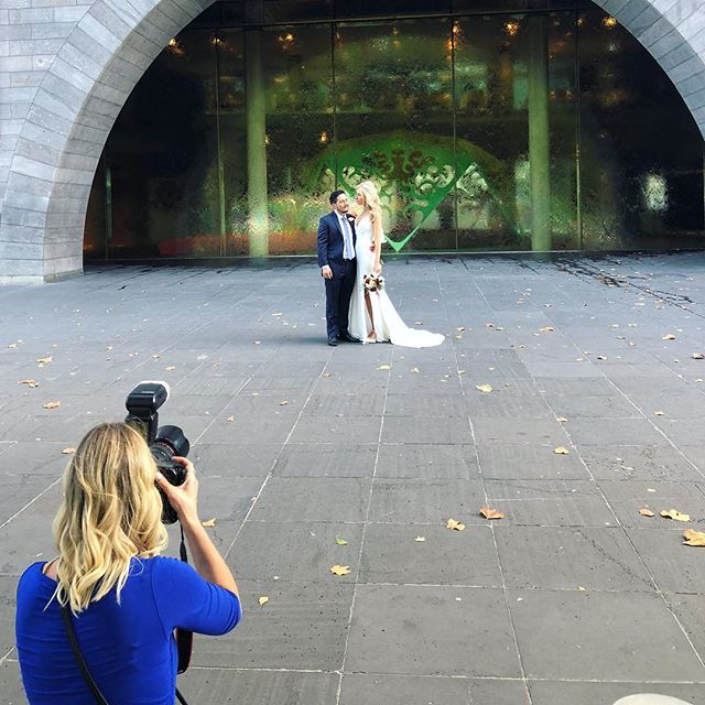 Behind the scenes shooting this beautiful couple yesterday ❤️ #wedding #photographer #27weekspregnant #onthejob