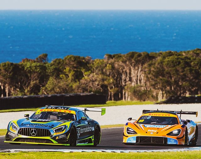Tough gig sometimes. Got the lead off the start today, pulling a nice gap on the field with @fraser_ross - unfortunately a red flag due to an accident meant the race was stopped for 20 minutes, our car wouldn’t start to take the restart again leaving us two laps down on the field. Thanks @hackettracing @eggleston_motorsport we will be back stronger 💪🏼 #AMG #MercedesBenz #GT3