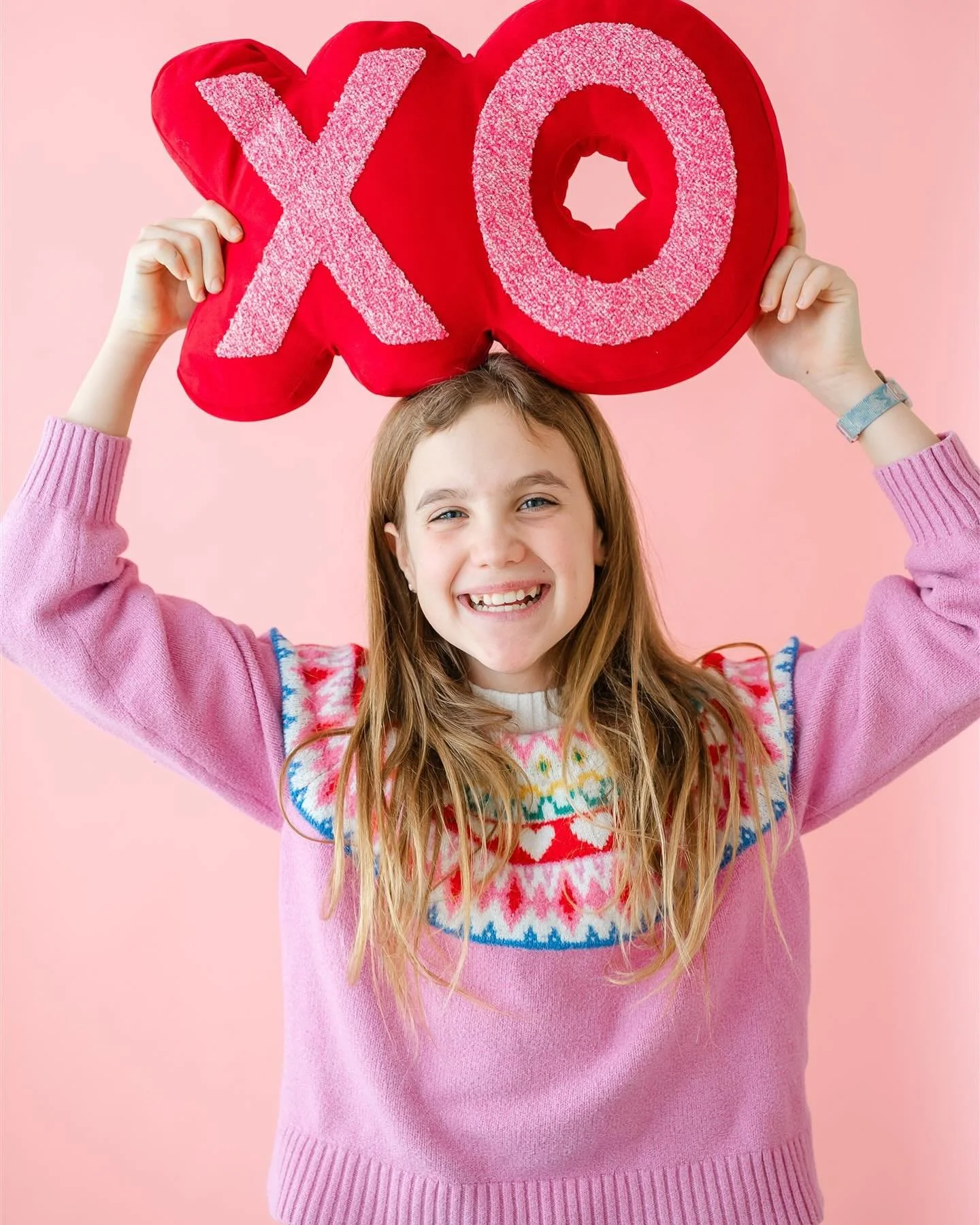 I added some Valentine Mini Sessions through Valentine&rsquo;s Day! If you don&rsquo;t see a time that works for you, please reach out and we can make something work 🩷 I have a few tomorrow morning if anyone is looking for something to do on their d