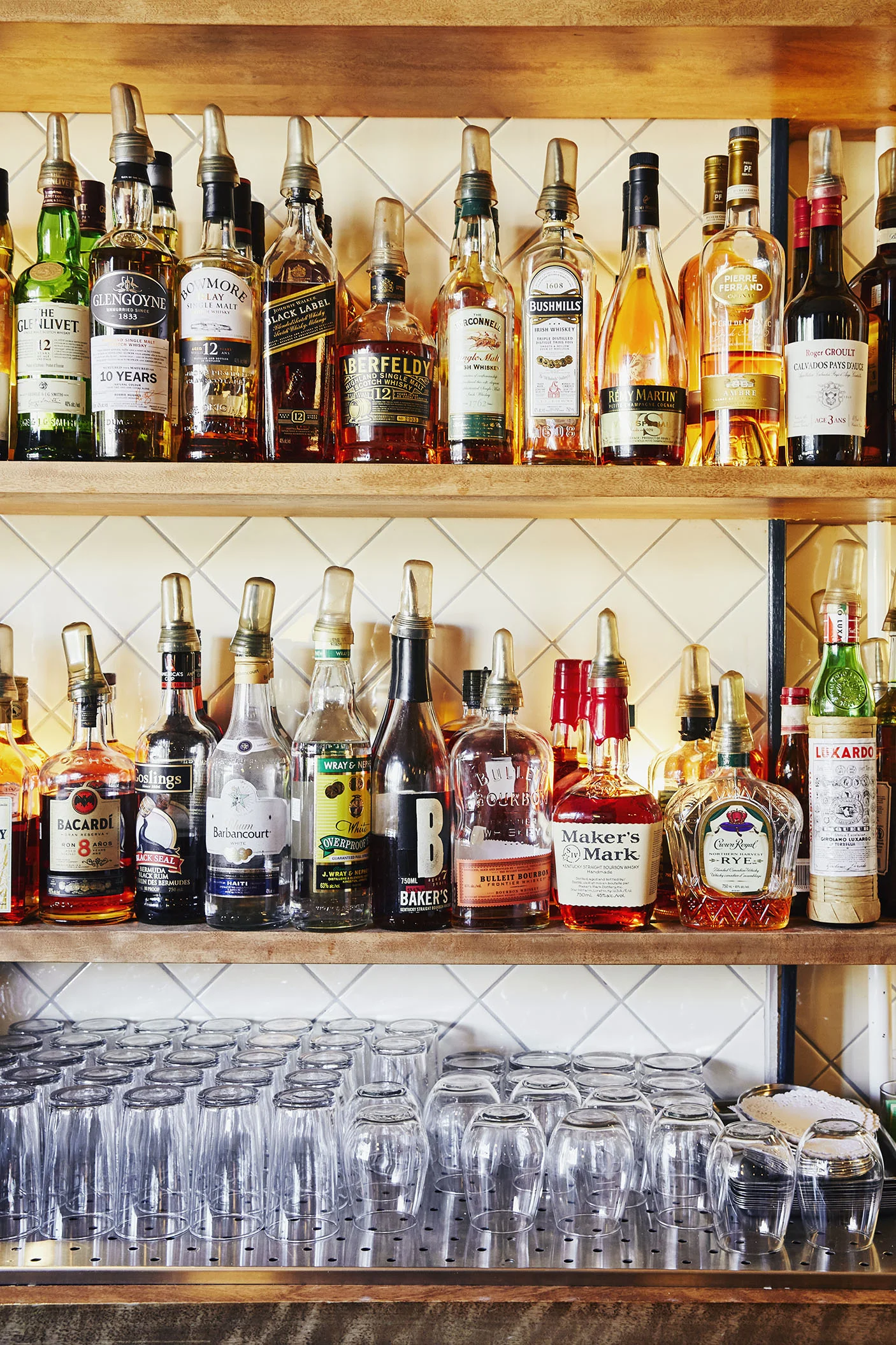 Bar Henrietta