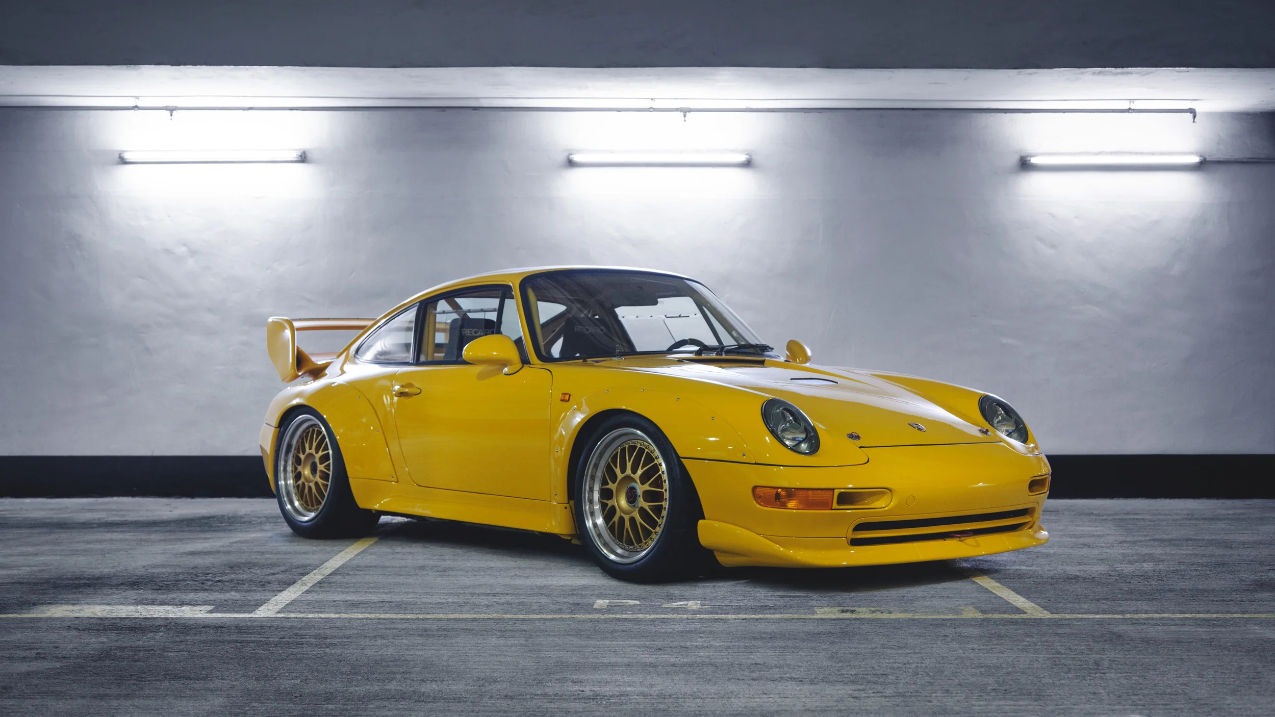 inventory_porsche_911_993_rs_cup_04.jpg