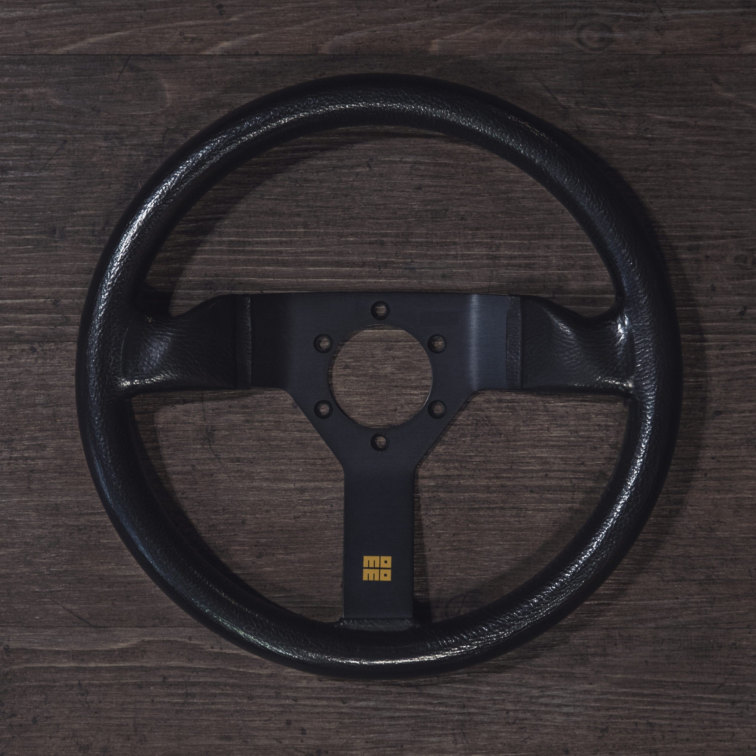 steering_wheels_momo_monte_carlo_b_01.jpg