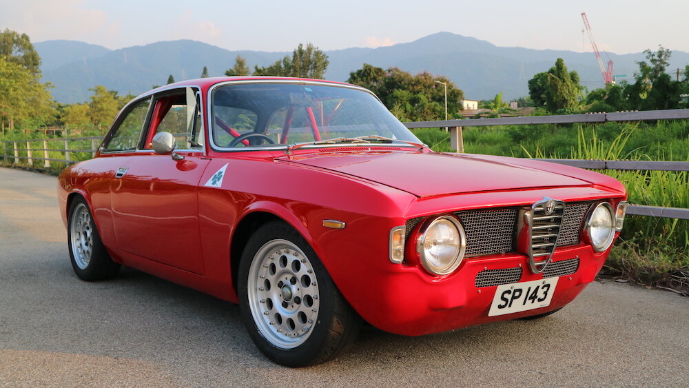 Classicsracer-1968-Alfa-GT1600-JR-5.JPG