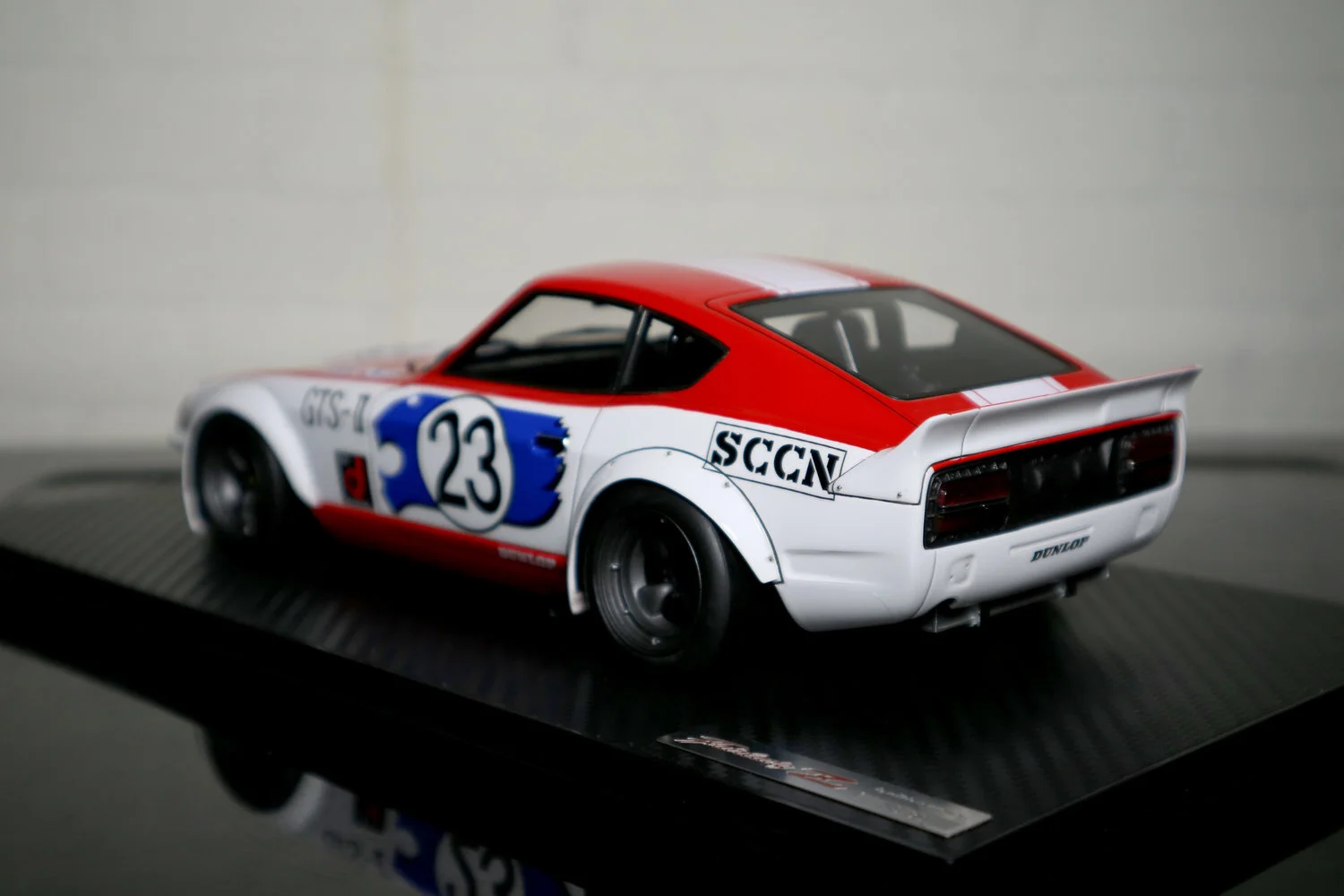 Classicsracer-Nissan-Fairlady-240ZG-HS30-Racing-number-23-Ignition-Model-6.jpeg