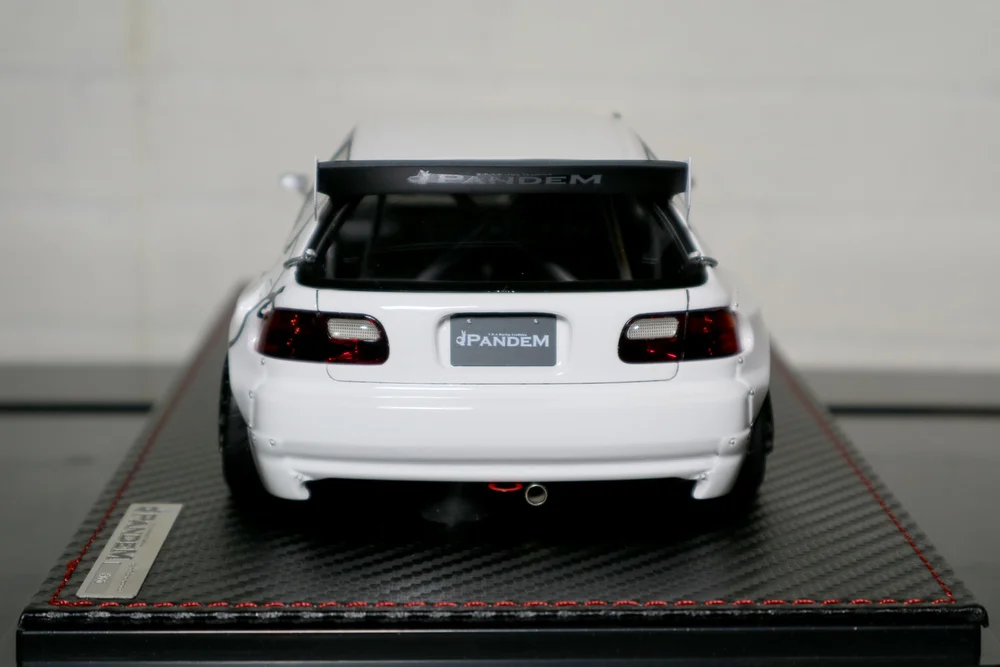 イグニッションモデル　1/18 PANDEM CIVIC (EG6) Ignition Model 1:18 PANDEM CIVIC (EG6) Metallic Blue - YouTube
