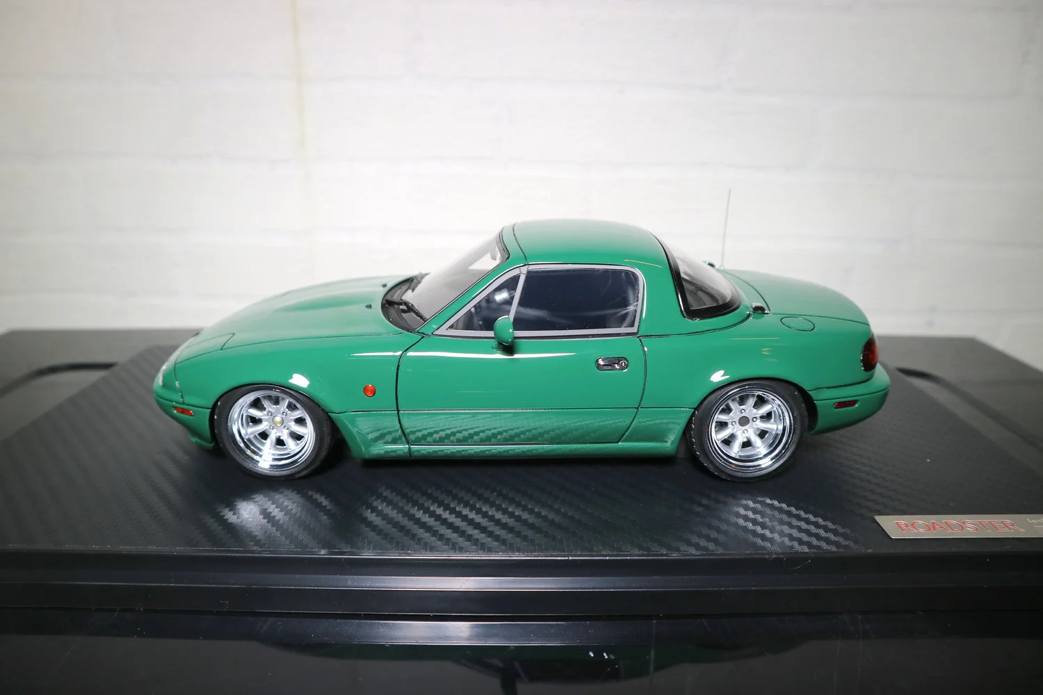 Classicsracer-Eunos-Roadster-NA-Green-1.jpeg