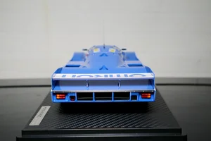 Ignition Model - 1/18 OMRON Porsche 962C #55 1989 Le Mans