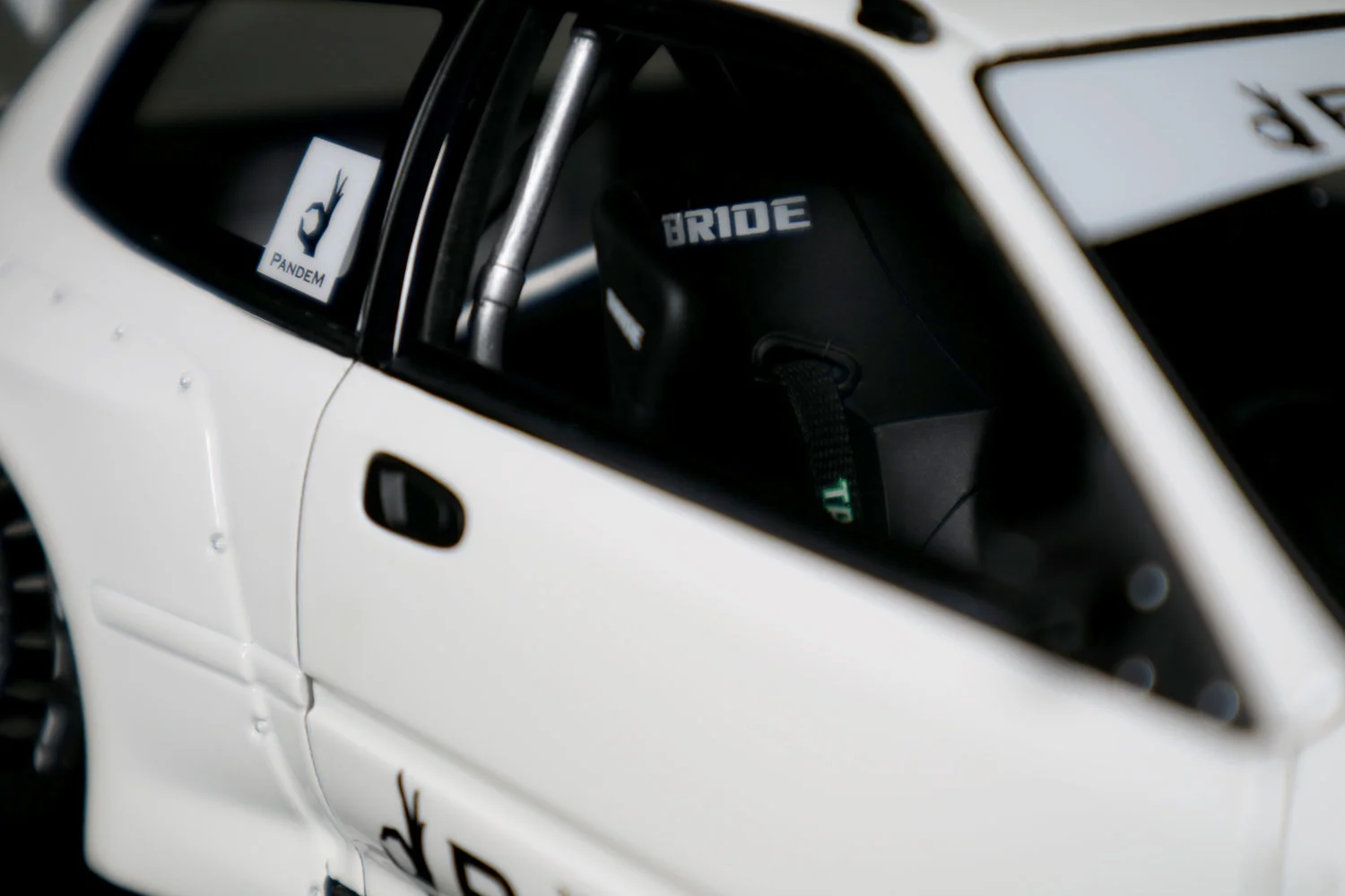 Classicsracer-Pandem-Civic-EG6-White-Ignition-Models-8.jpeg