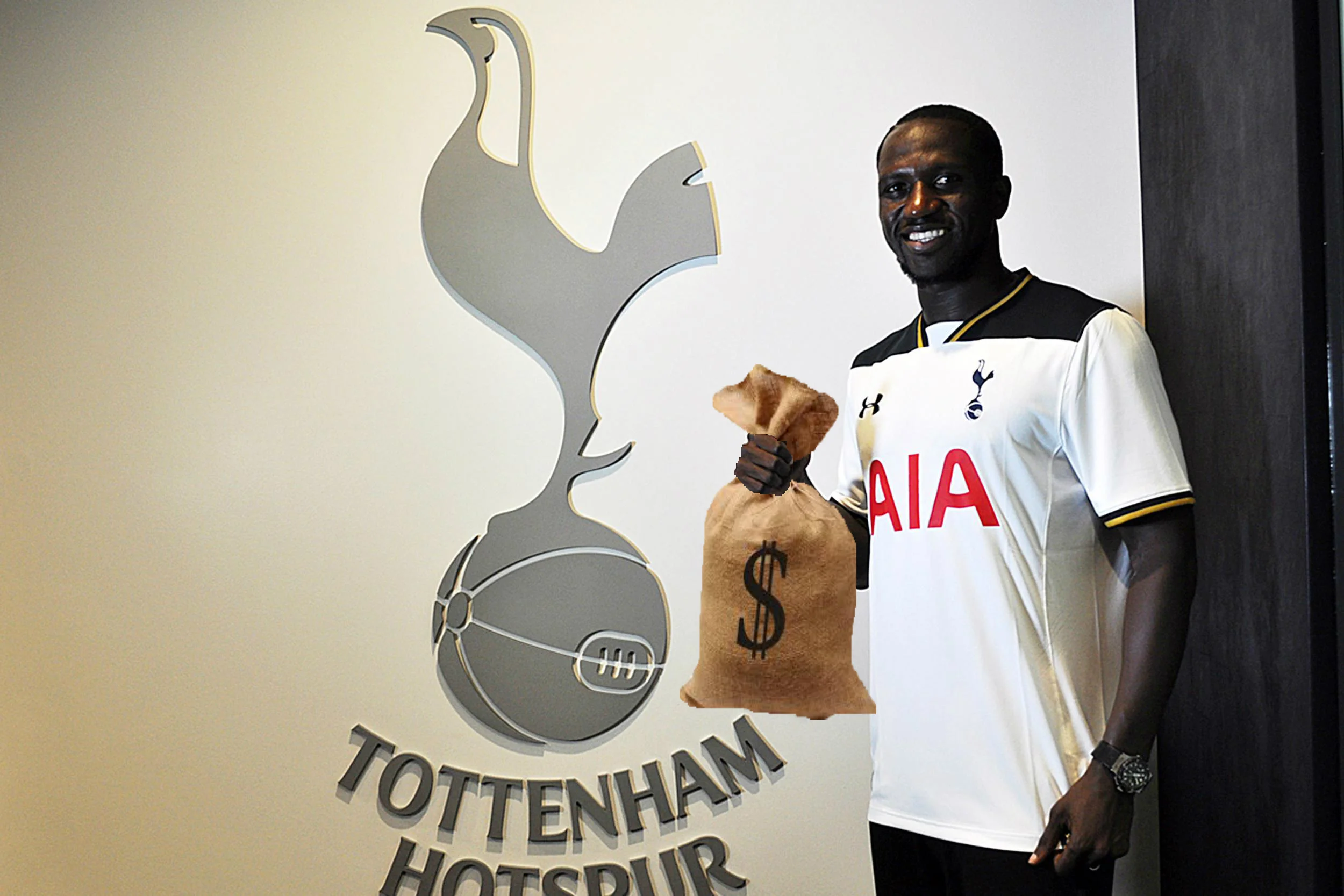 Moussa Sissoko: Finally fulfilling his boyhood dream of playing for.....money.