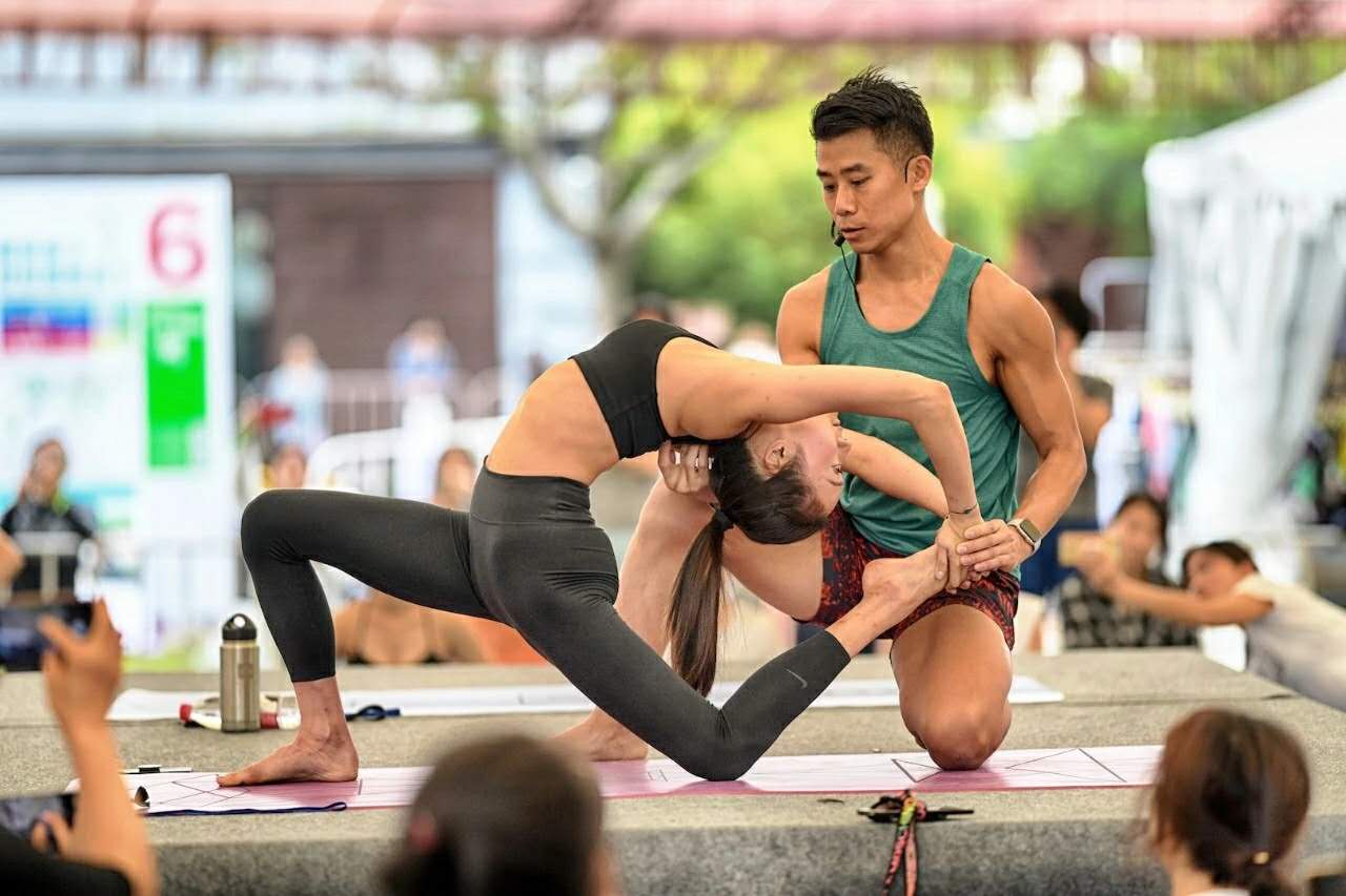 与Victor挑战恐惧、反过来看世界：倒立能量流1+2级 