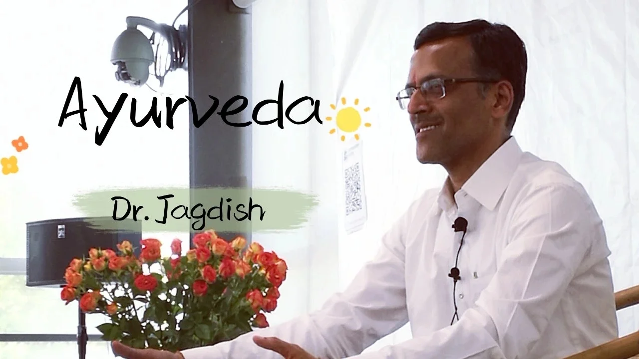 印度知名阿育吠陀大师Dr.Jagdish成都阿什塔瑜伽首开工作坊