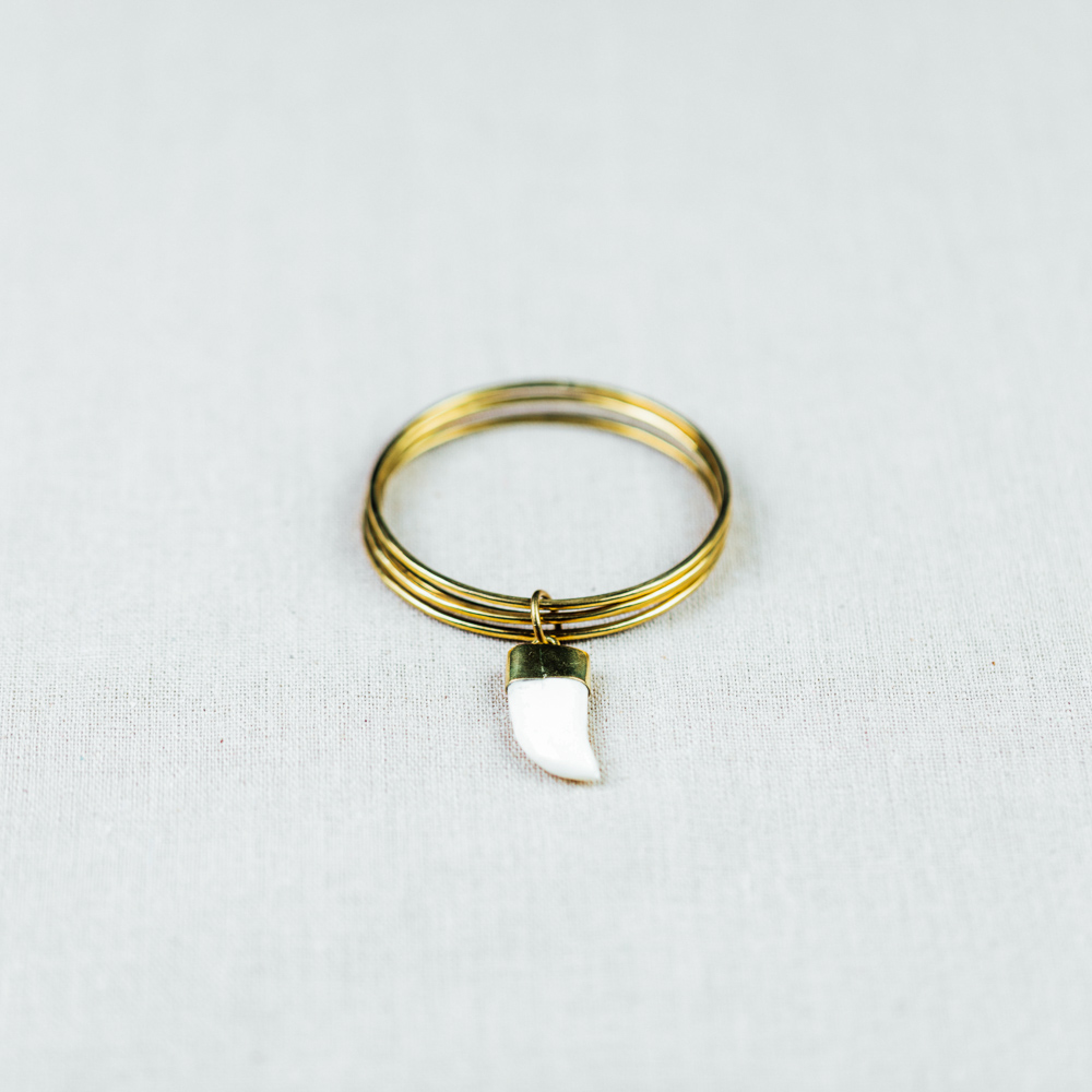 Kenya_BrassJewellery_BoneBracelet_ArtisanAndFox (7 of 12).jpg