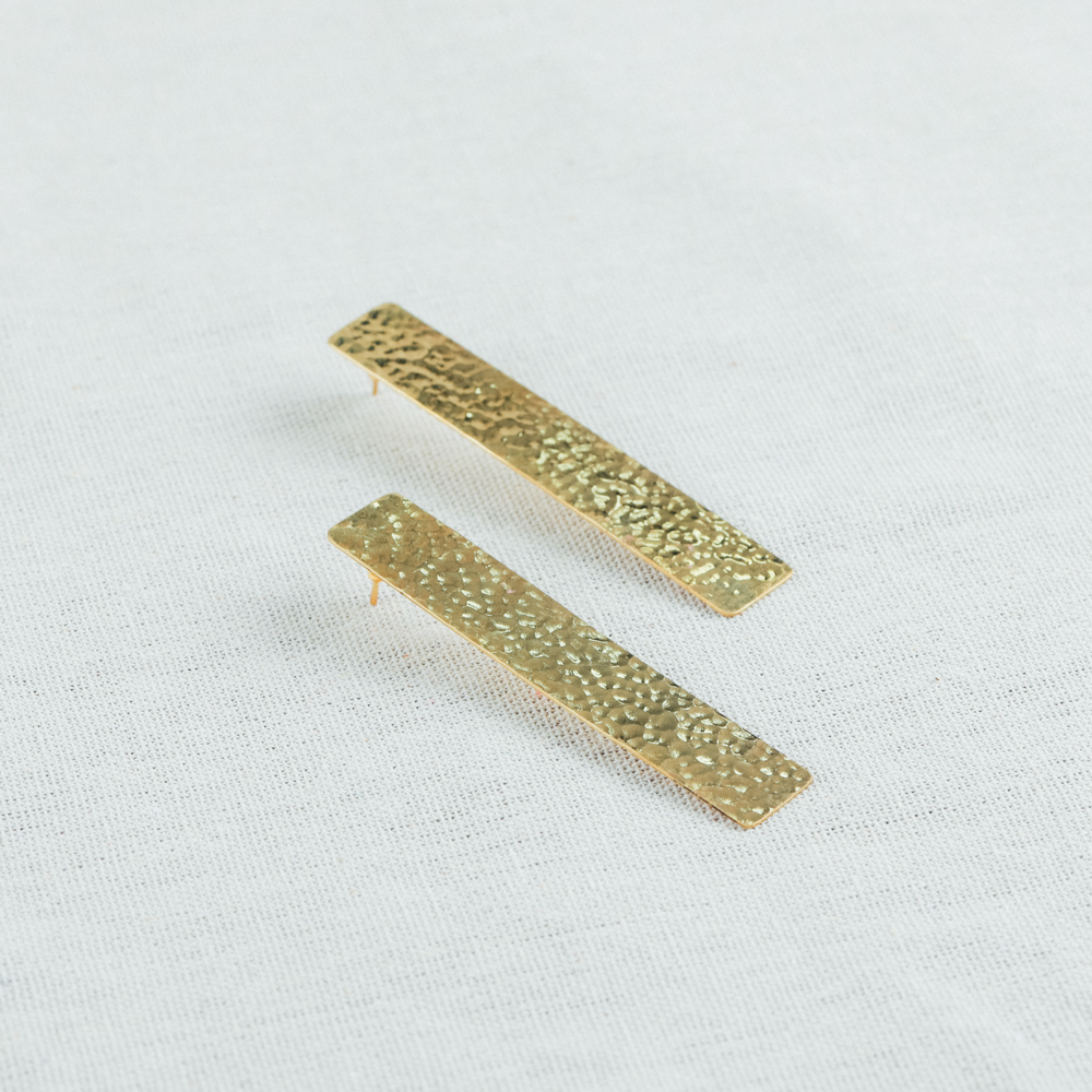 Kenya_BrassJewellery_EthicalJewellery_SAWA_Earstuds_Main.jpg
