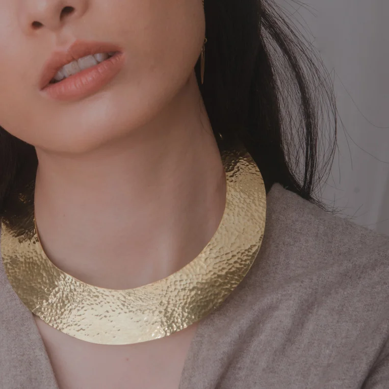 KIFA_Choker_SustainableJewellery_ArtisanAndFox copy 3.jpg