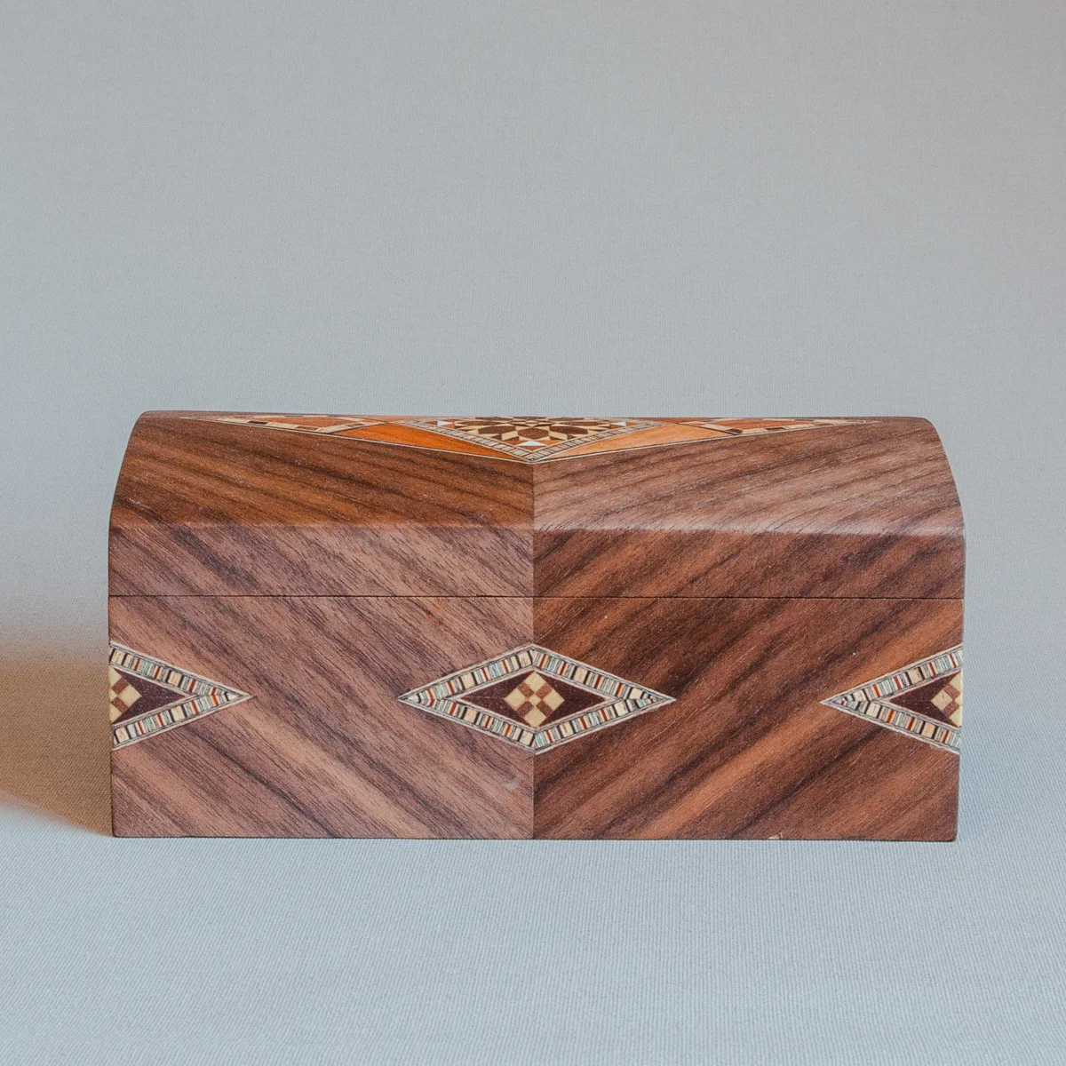 DAMASCENE__CurvedBox_JordanHomewares_ArtisanAndFox.jpg