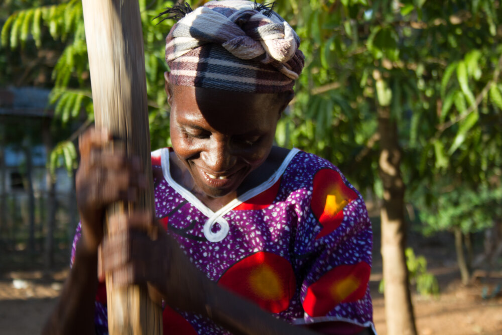 A farmer in Kenya. Image:  Poapoa .