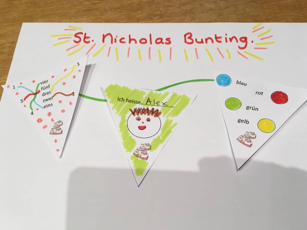 ger_bunting_display.jpg