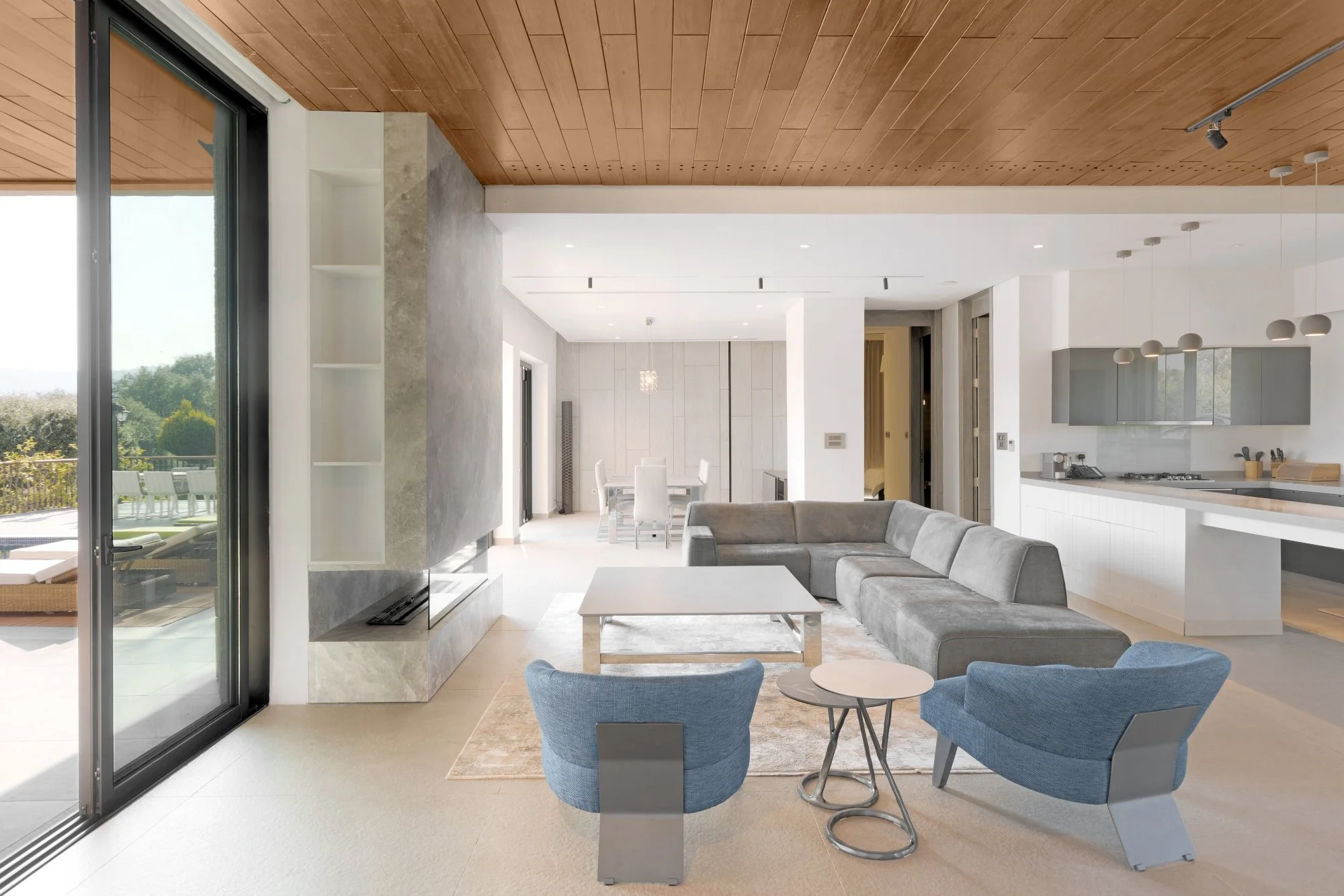 Zaki+Sayed+Ahmad+and+Associates+Architects+Amman+Jordan+SA+a+2+flat+real+estate+farm+villa+house+home+interior+landscape+supervision+top+architecture+designers (2).jpg