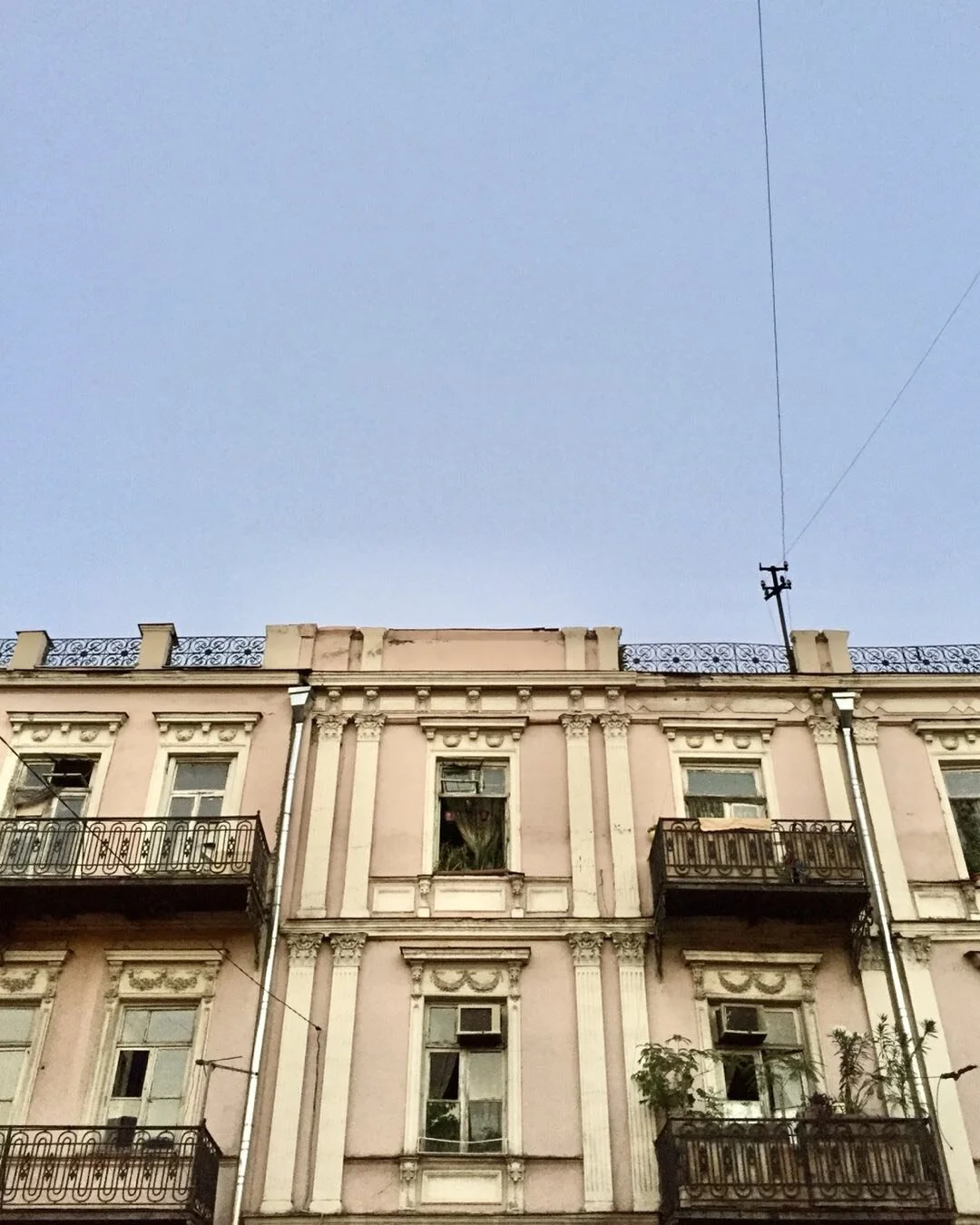 The #world is still #beautiful. Tbilisi Georgia, 2017.

#travelphotography #photography #love #instagood #travelgram #instagram #photo #wanderlust #contentcreator #geogian #georgia #tbilisi @georgiatravel