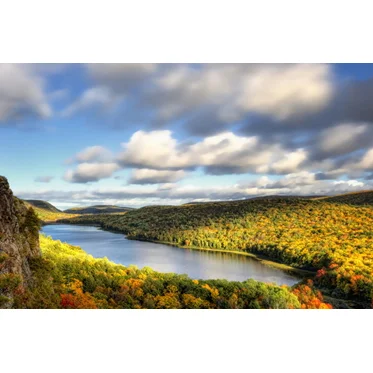 Lake of the Clouds