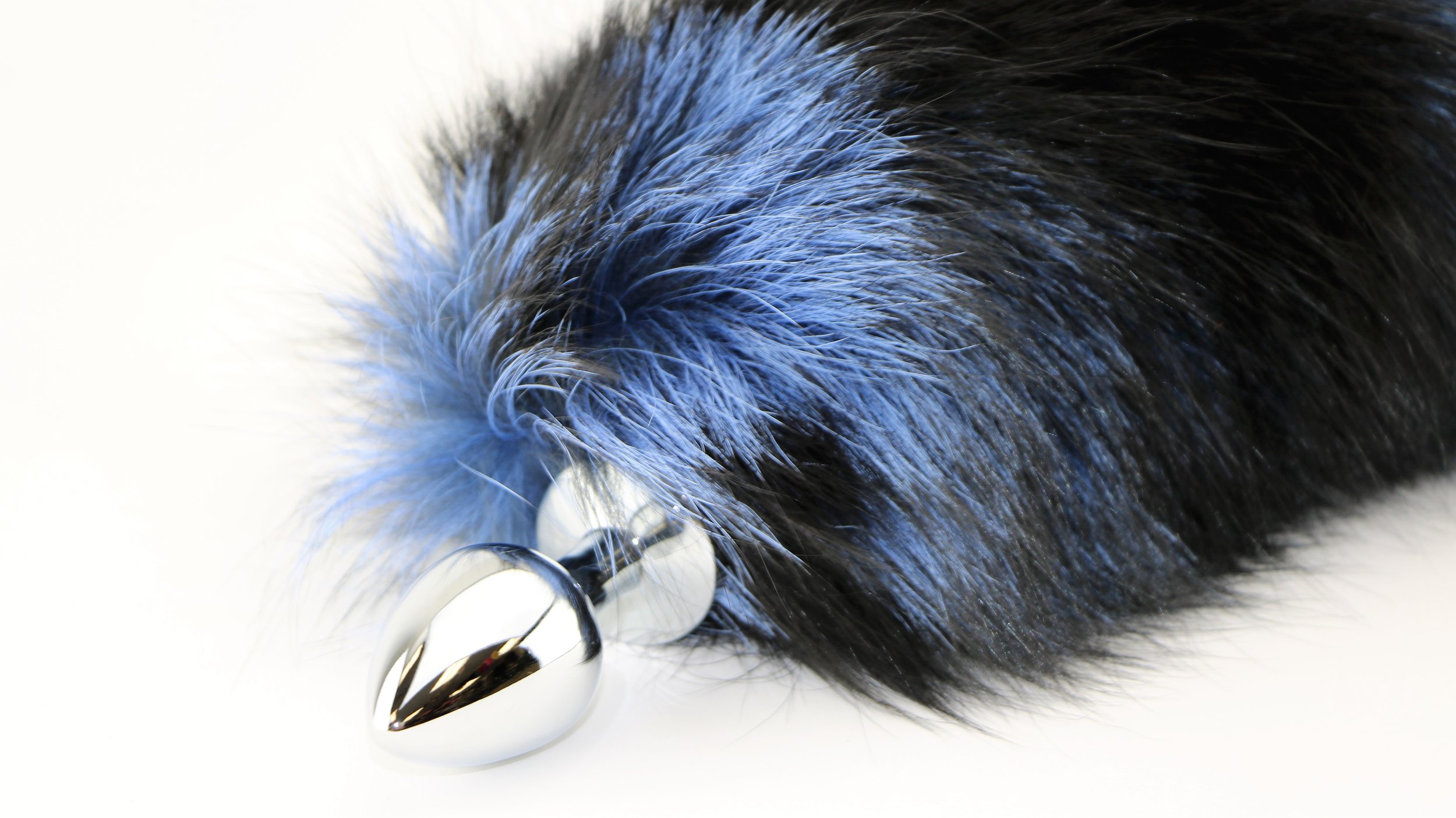 dyed silver fox tail plug