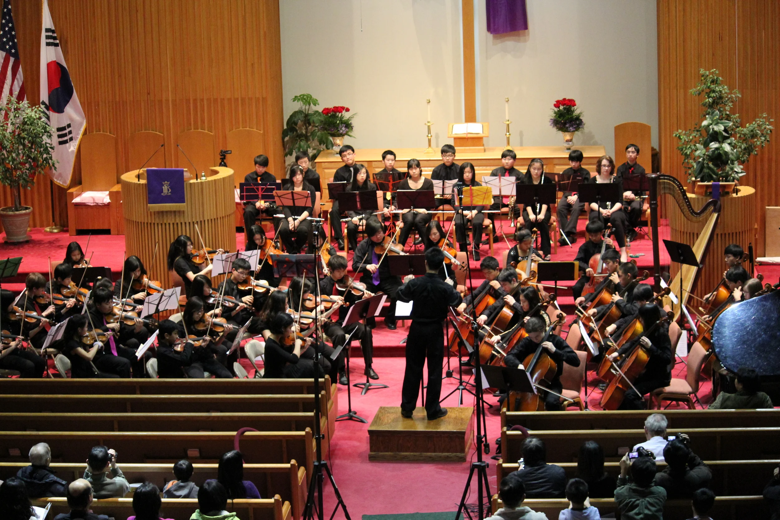 Matthew Liu Conducting his Compositions.JPG