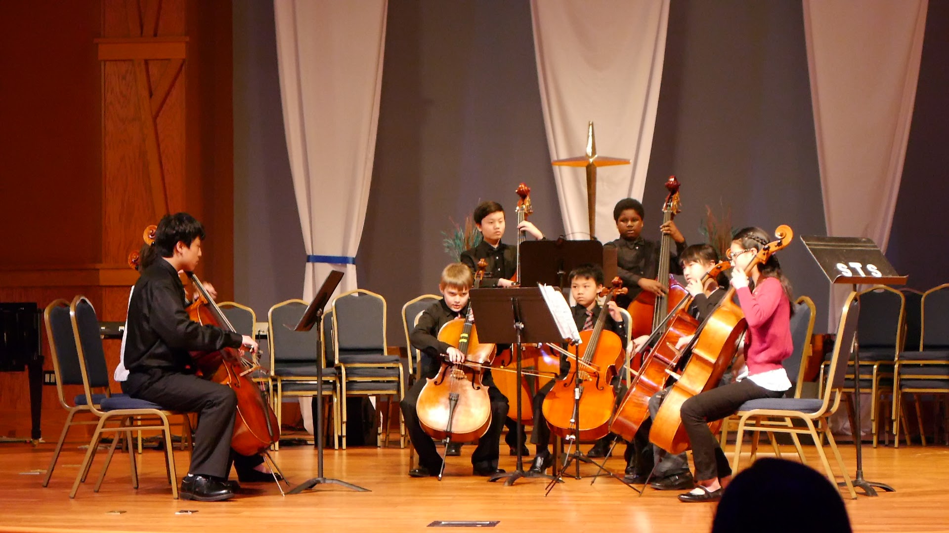 Cello and bass ensemble