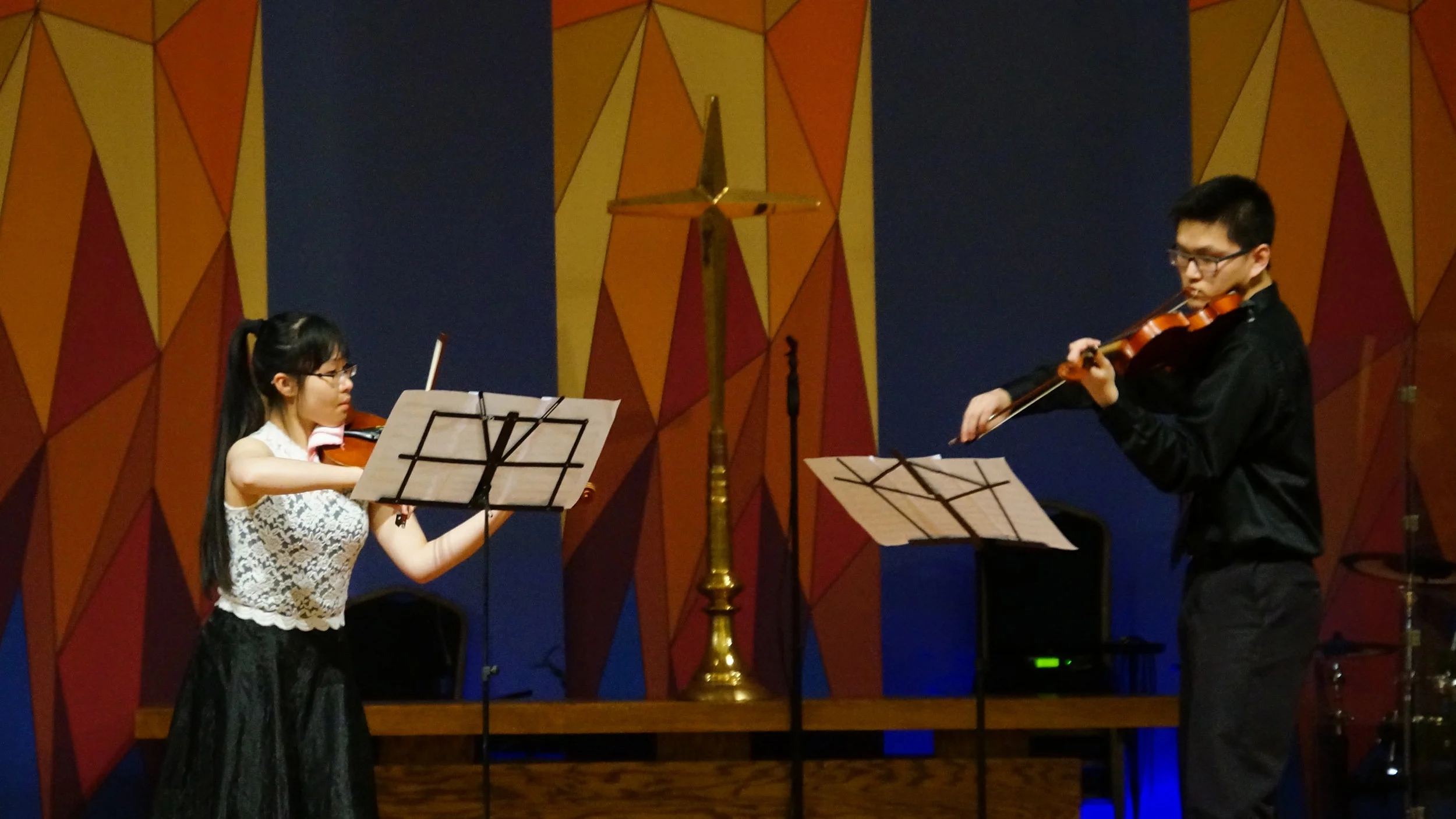 Kit-Ying Cheng and Winston Chen in Handel-Holversen Passacaglia