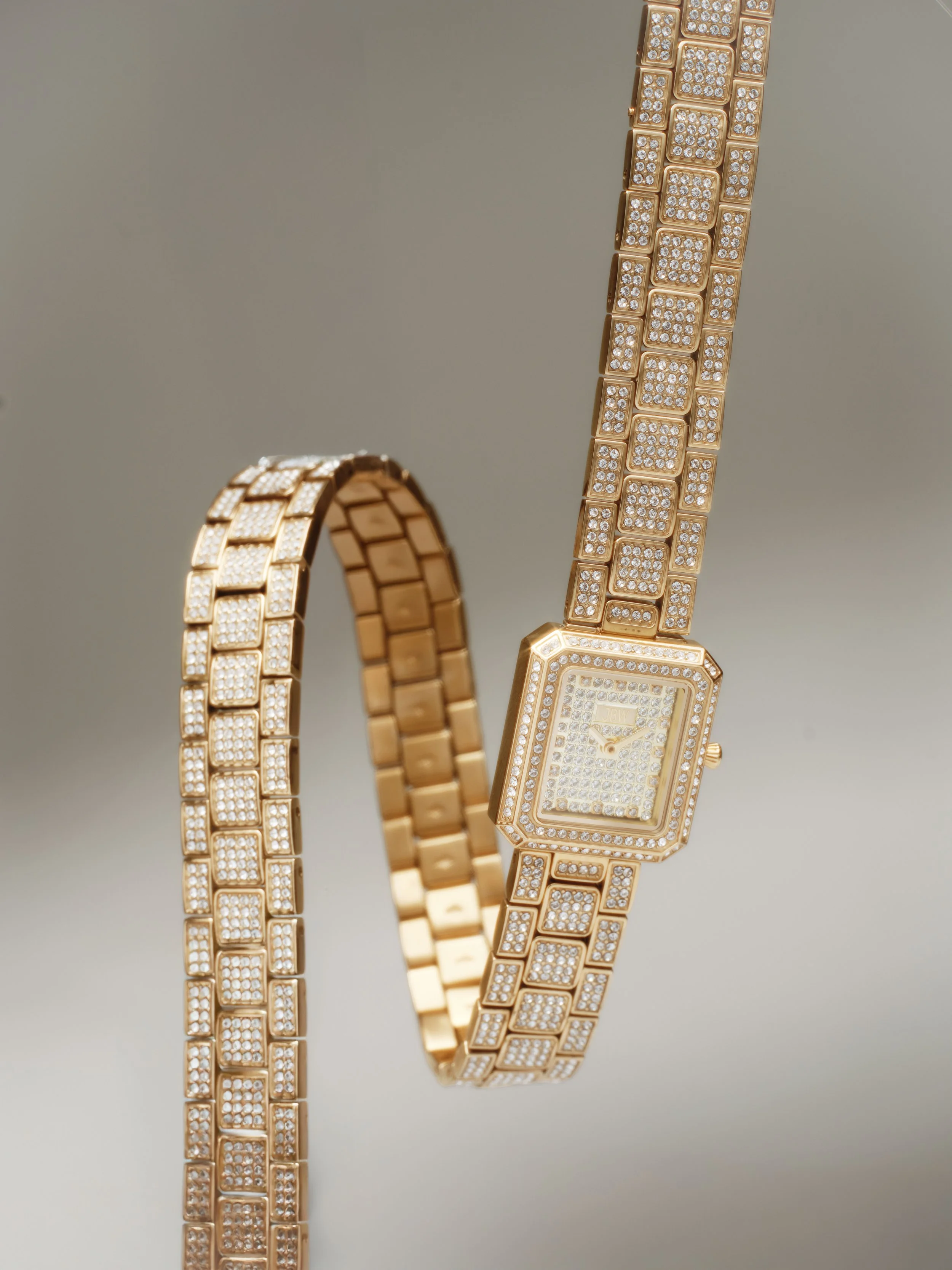 jbw-ARC-DOUBLE-j6390c-Gold-Diamond-bracelet-watch-product-spring-april-2025.jpg