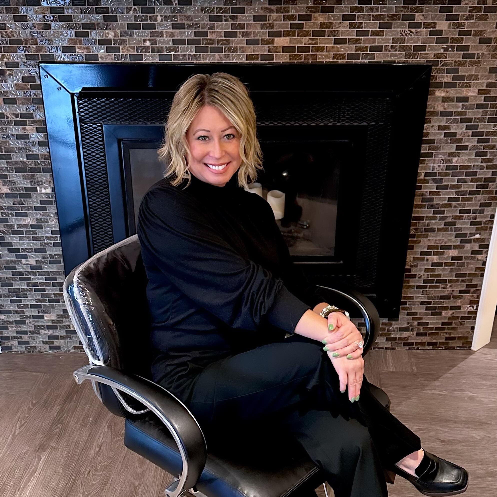 If you see this beauty this week make sure to wish her a Happy Birthday!!! 🥳 She celebrated a big one yesterday!!! 

Karen- You bring so much joy to the salon and everyone who comes in! We appreciate you so much and absolutely love having you on our