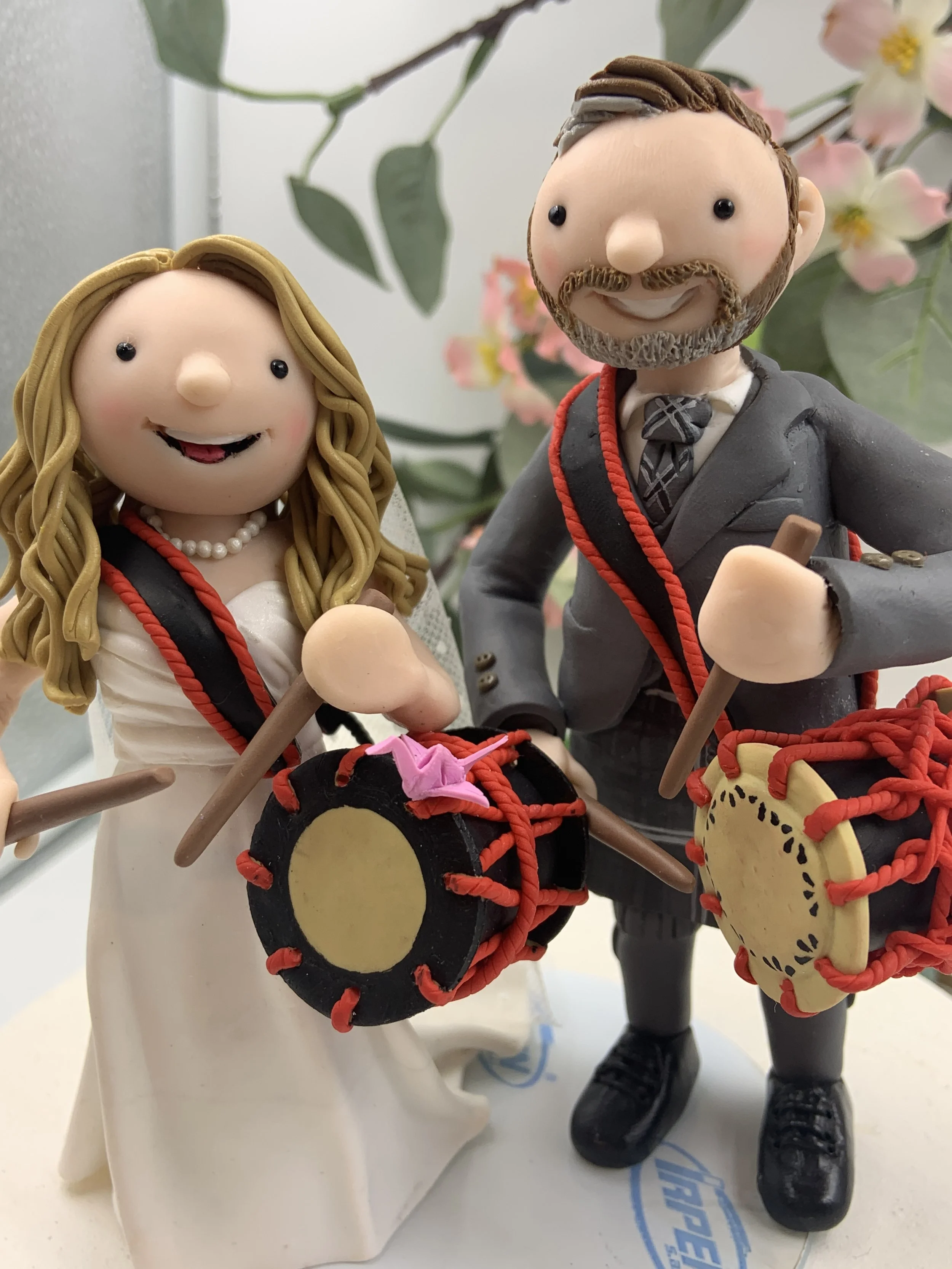 taiko drum wedding cake topper.JPG