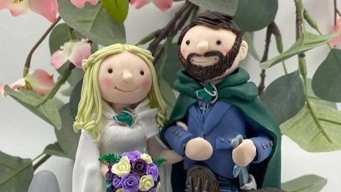 Lord of the Rings Wedding Cake Topper.jpg