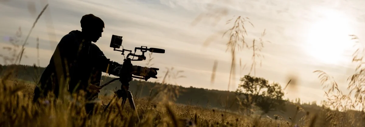 filmmaker_sunset_canon_c100.jpg