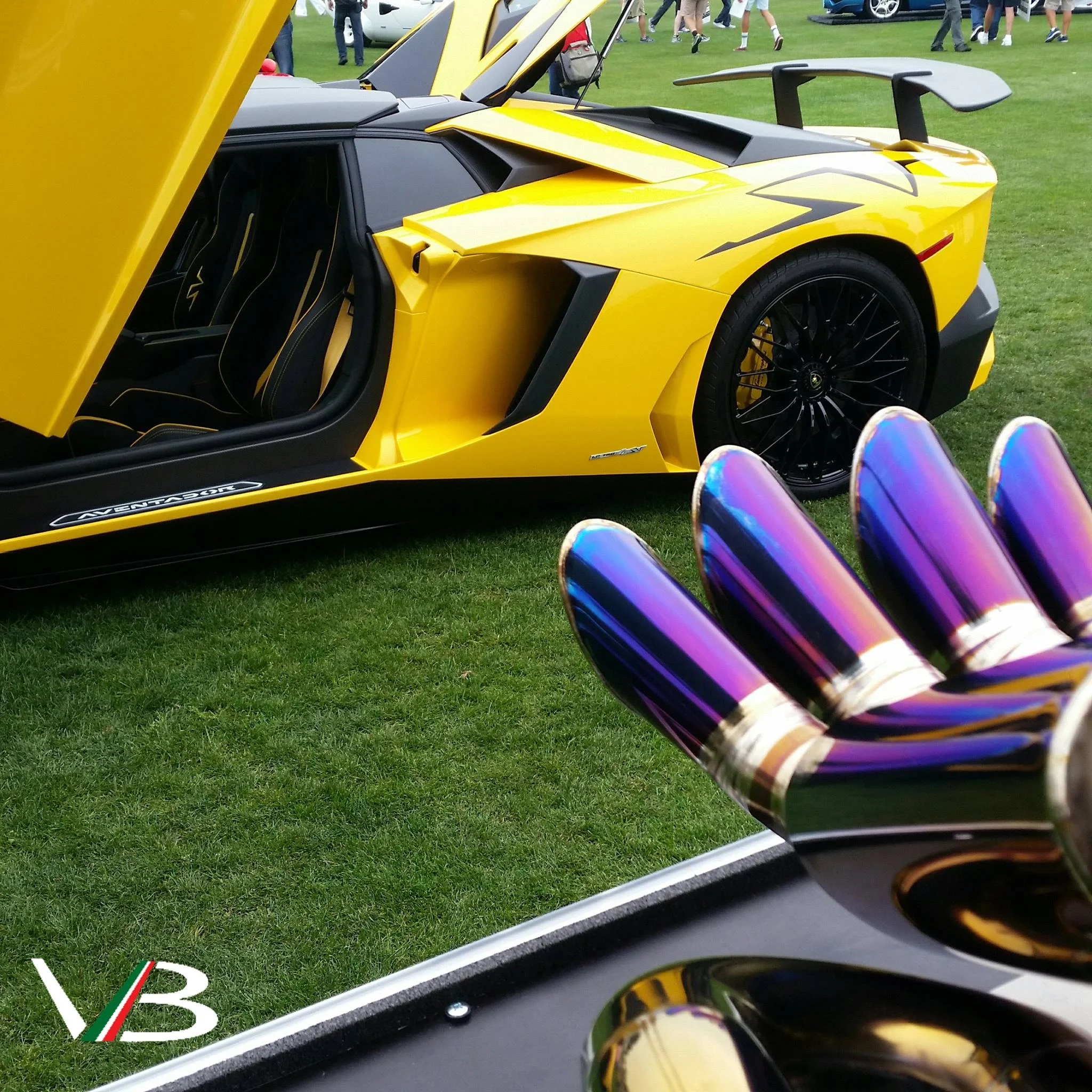 16 Lamborghini Aventador Sv Roadster 100 Oct