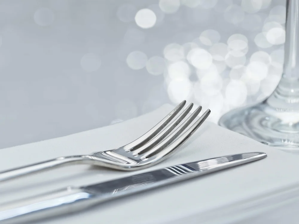 ELEGANZA A TAVOLA: CENNI DI GALATEO