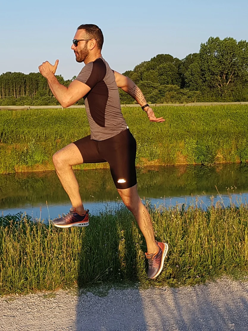 FARE SPORT MI SCARICA IL FISICO E MI RICARICA LA MENTE, SVUOTANDOLA