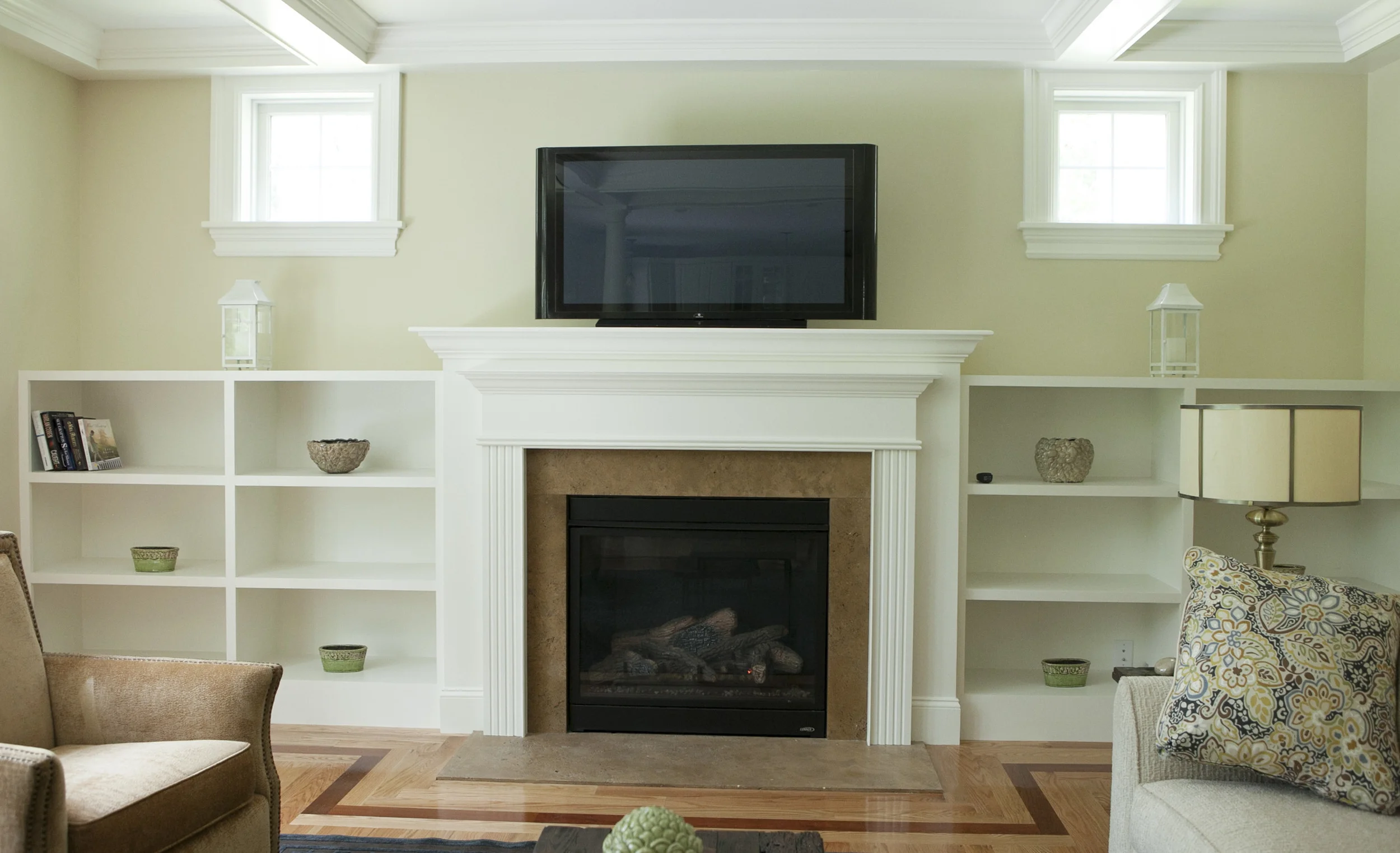 We go beyond the kitchen! Look at the beautiful Moulding!