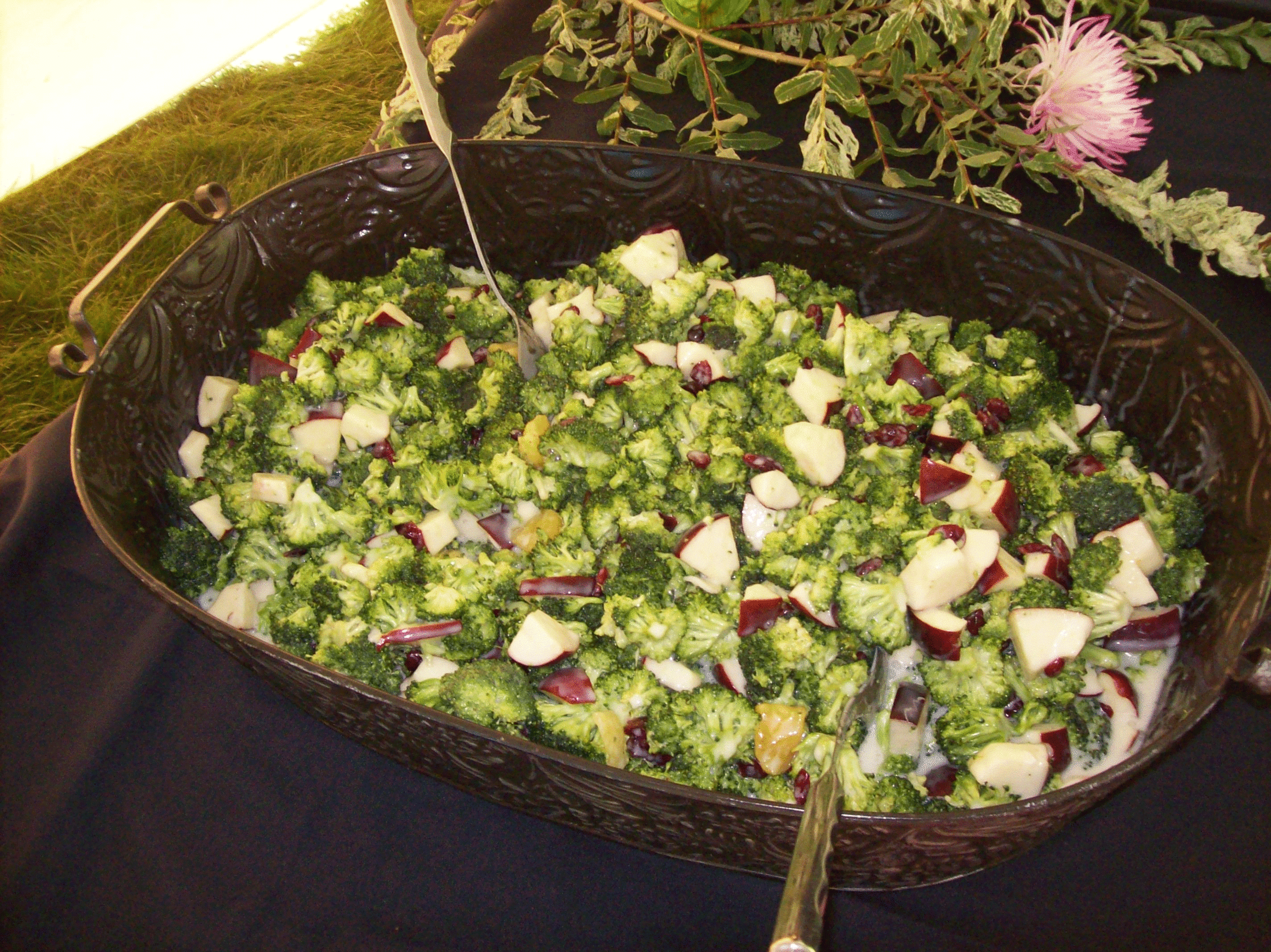 BroccoliSalad.gif