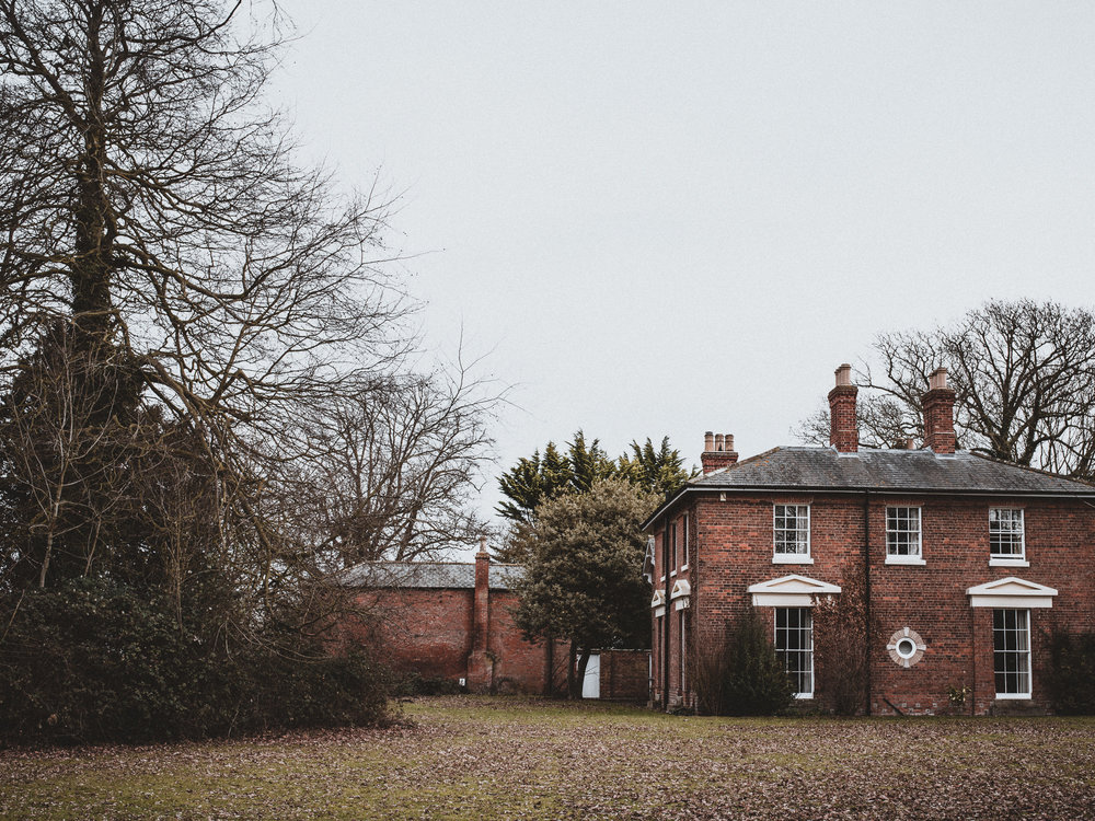 Images by Annie Spratt