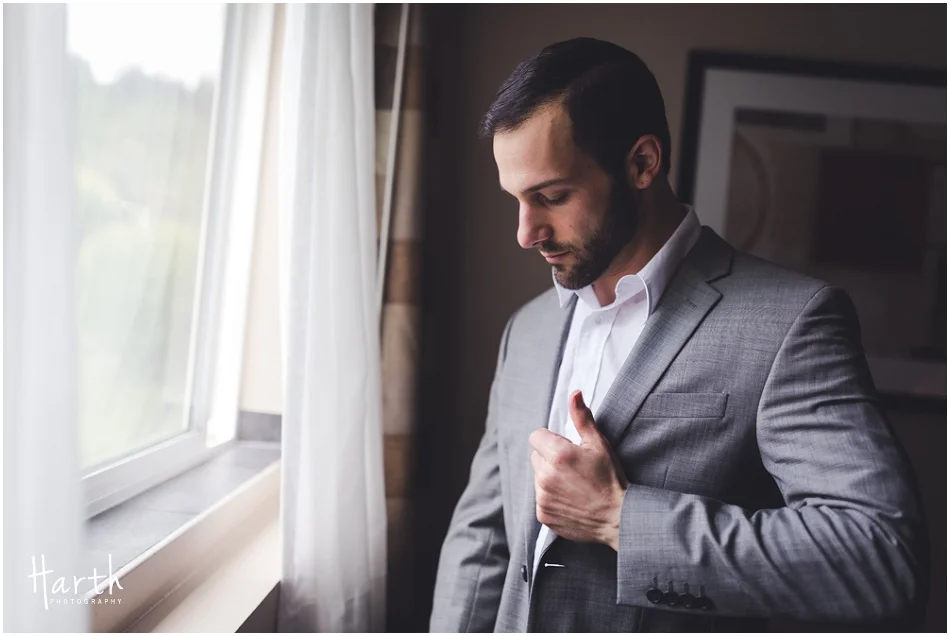 Groom Getting Ready in Hotel - Harth Photography