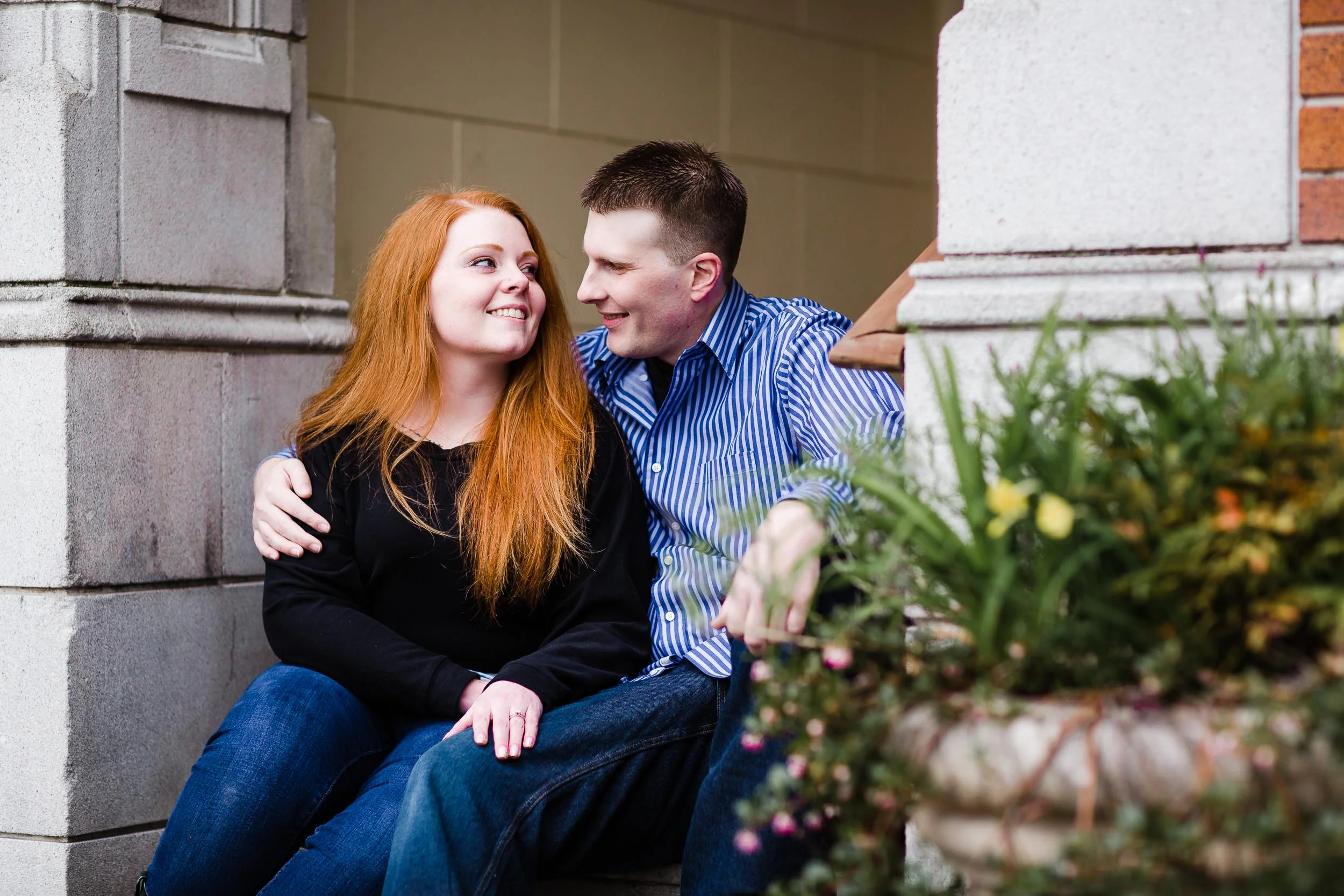 Mollie & Matt // Downtown Snohomish Engagement Photos