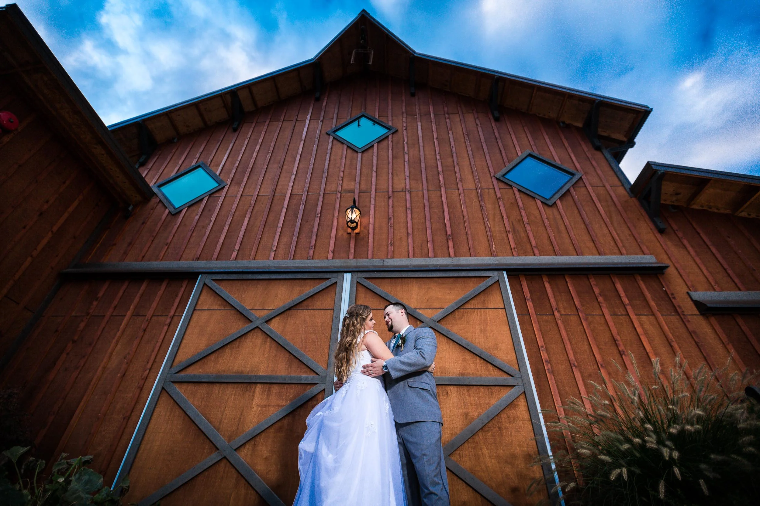 Carleton Farms Country Wedding // Nicole & Jesse