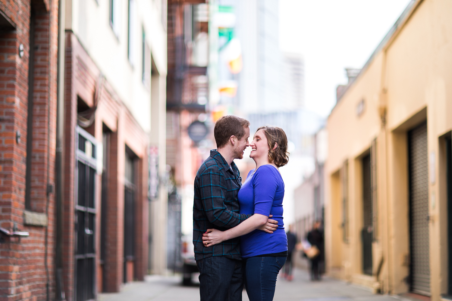 pike-place-seattle-engagement-006.jpg