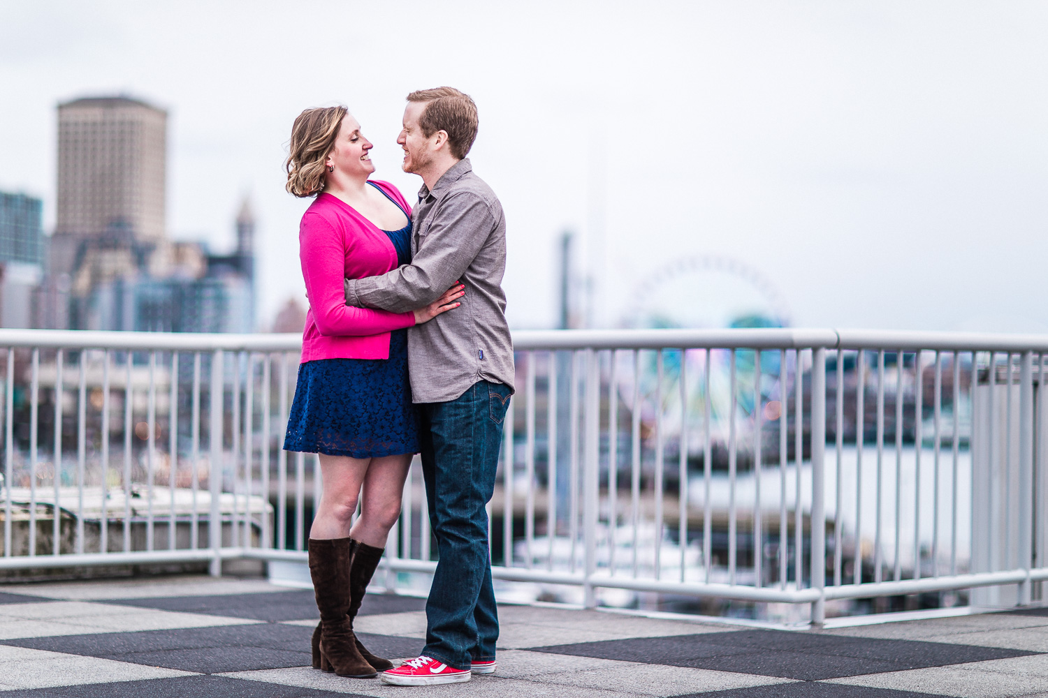 pike-place-seattle-engagement-083.jpg