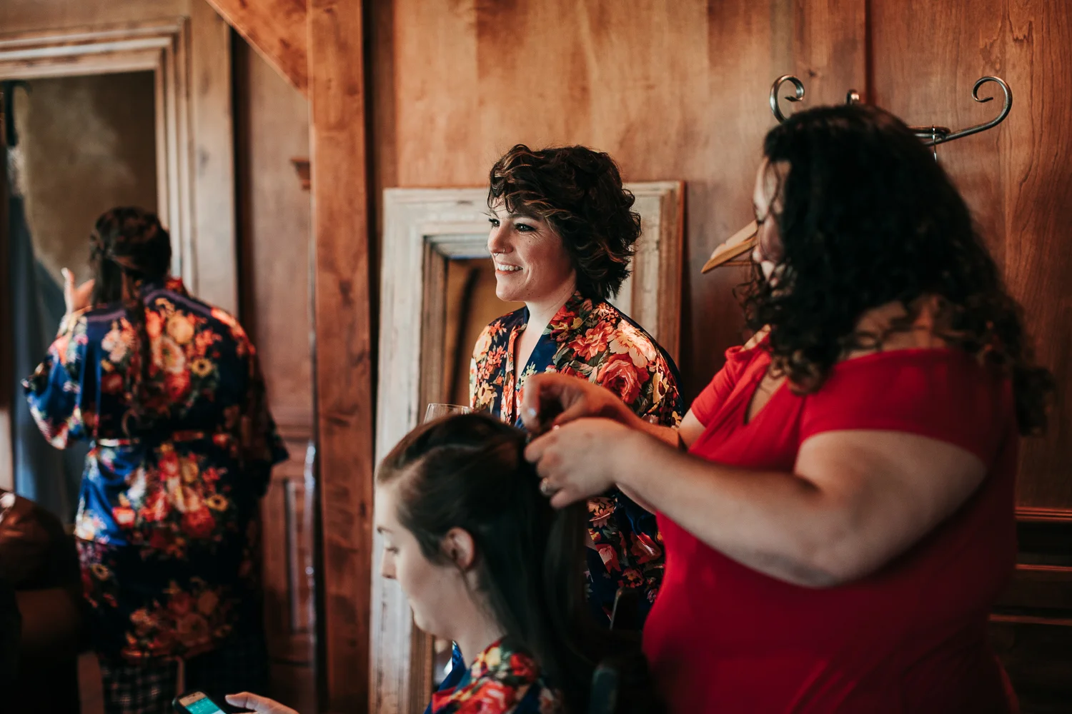 cle-elum-wedding-photographer-cattle-barn-0025.jpg