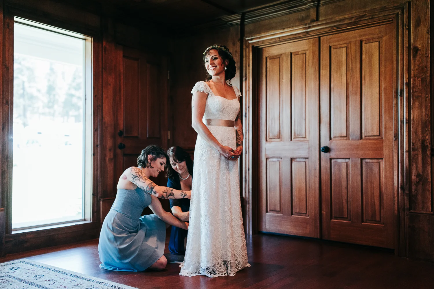 cle-elum-wedding-photographer-cattle-barn-0216.jpg