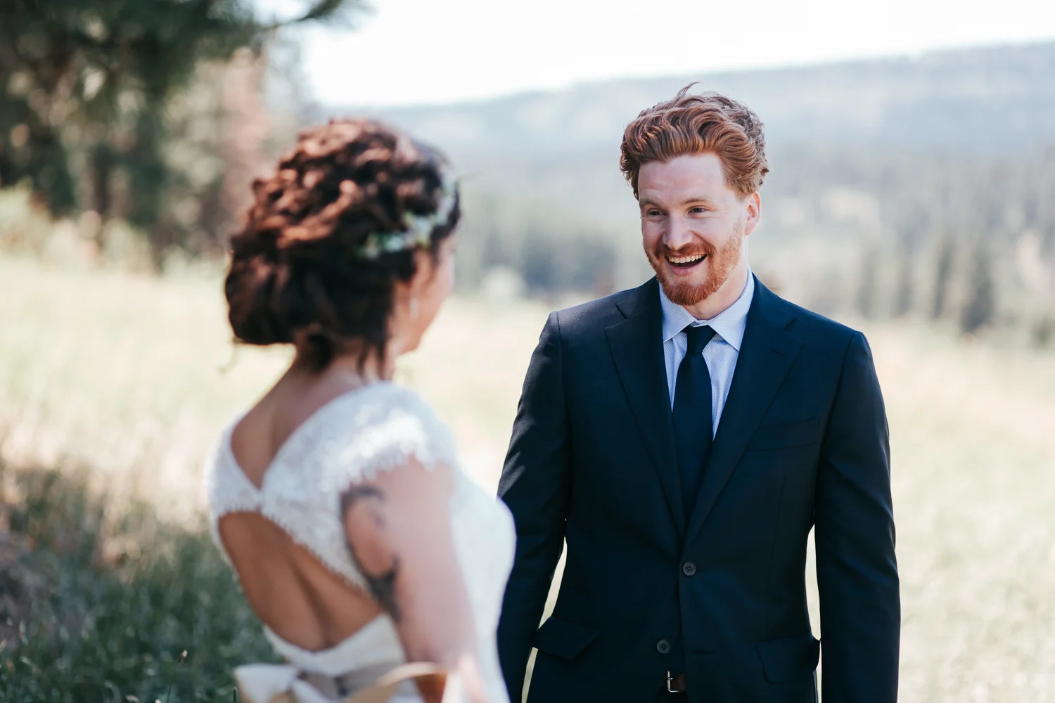 cle-elum-wedding-photographer-cattle-barn-0270.jpg